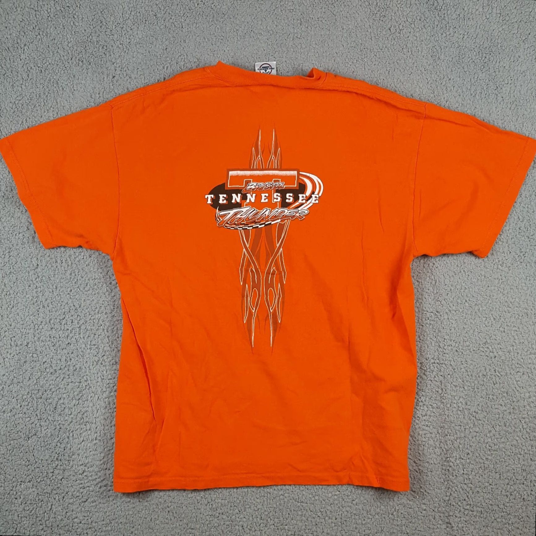 Delta Y2K Tennessee Bristol Thunder Valley NASCAR Men's Size Large Vintage T Shirt Car Size US L / EU 52-54 / 3 - 5 Thumbnail
