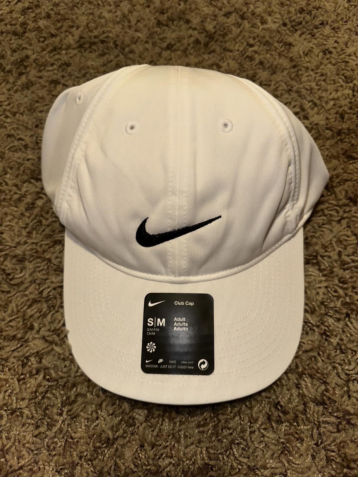 Nike Nike Adult Unisex Dri Fit Green Billed Club Cap Swoosh Size ONE SIZE - 1 Thumbnail