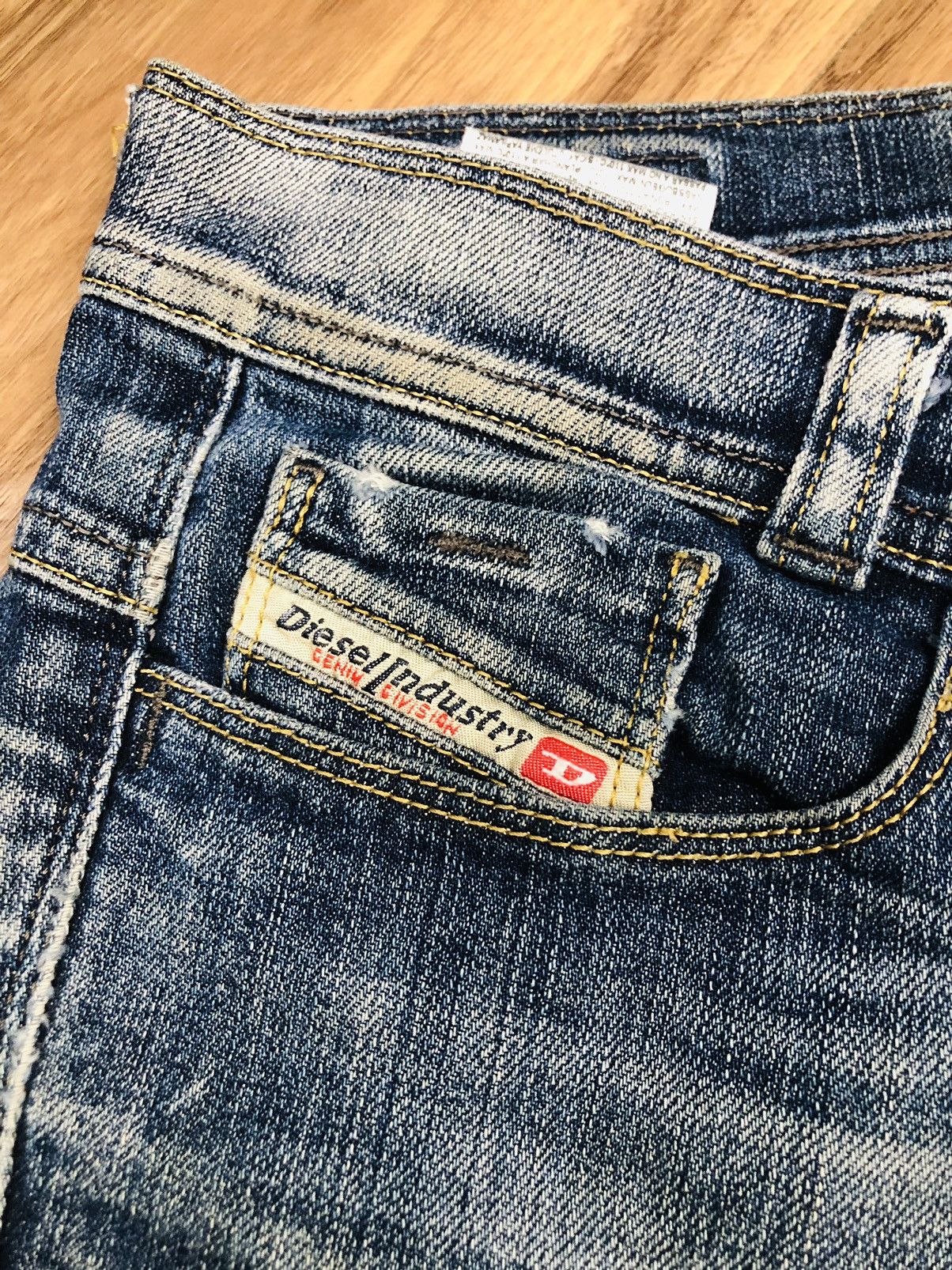 Diesel Diesel Industry torn Design (36) Size US 28 / EU 44 - 9 Thumbnail