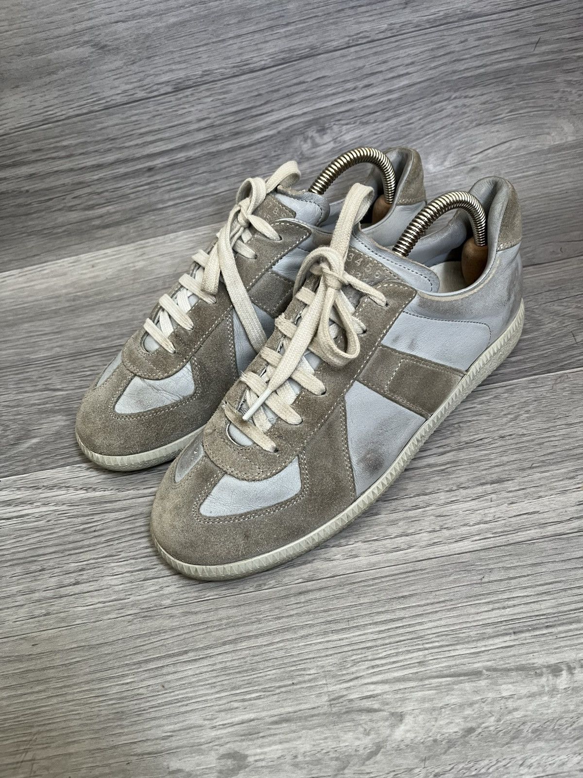 Maison Margiela Maison margiela replica low top sneakers Size US 5.5 / EU 38 - 4 Thumbnail