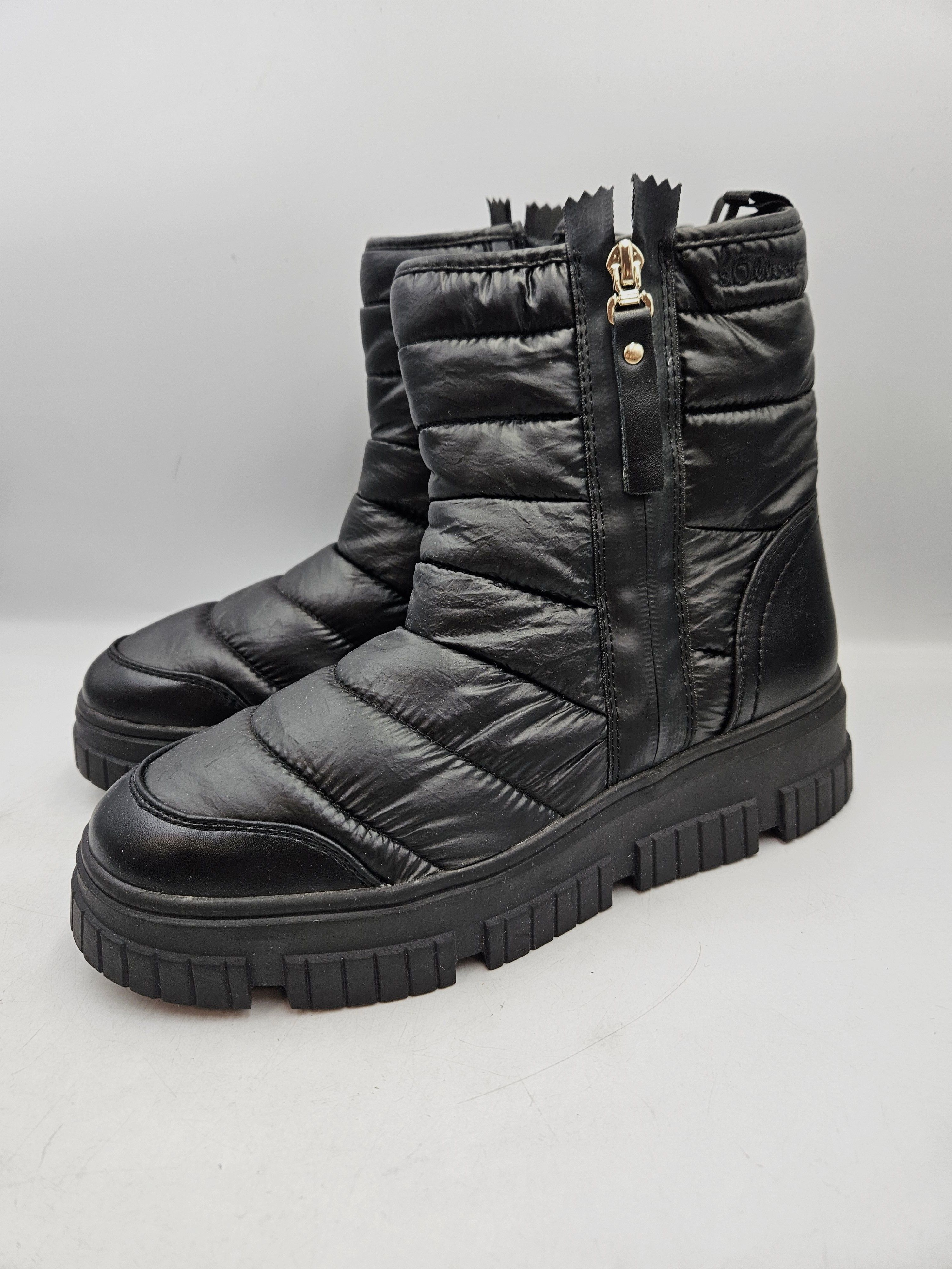Women's quilted insulated snow boots s.Oliver black size 39