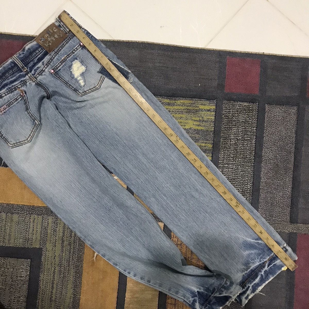 Disney Hello kitty sanrio reworked jeans distressed straightcut Size 32" / US 10 / IT 46 - 6 Thumbnail