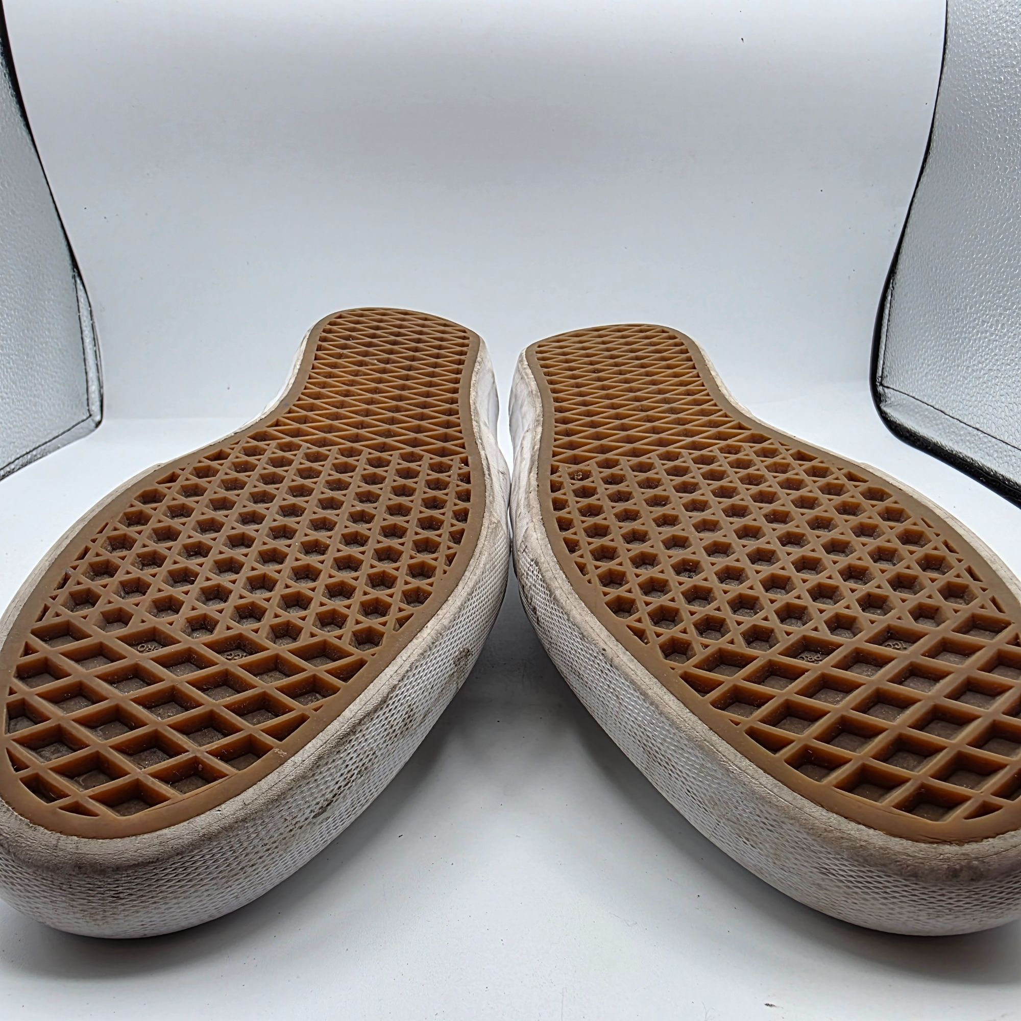 Vans Vans Chima Pro 2 Center Court Classic Mens 12 White Blue Ath Size US 12 / EU 45 - 12 Thumbnail