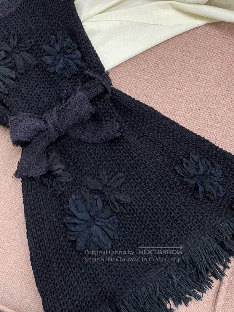 Chanel Chanel Black camelia embroidered woven lace-up suspender d Size XS / US 0-2 / IT 36-38 - 3 Thumbnail