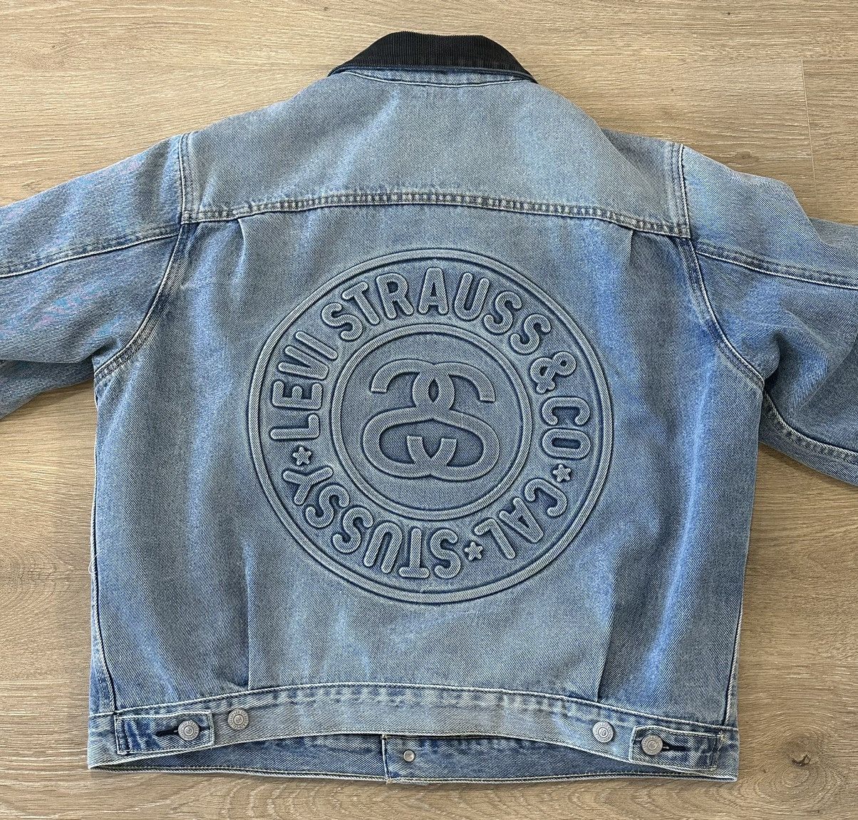 Stussy Stussy x Levi's Embossed Denim Trucker Jacket Indigo Medium ...