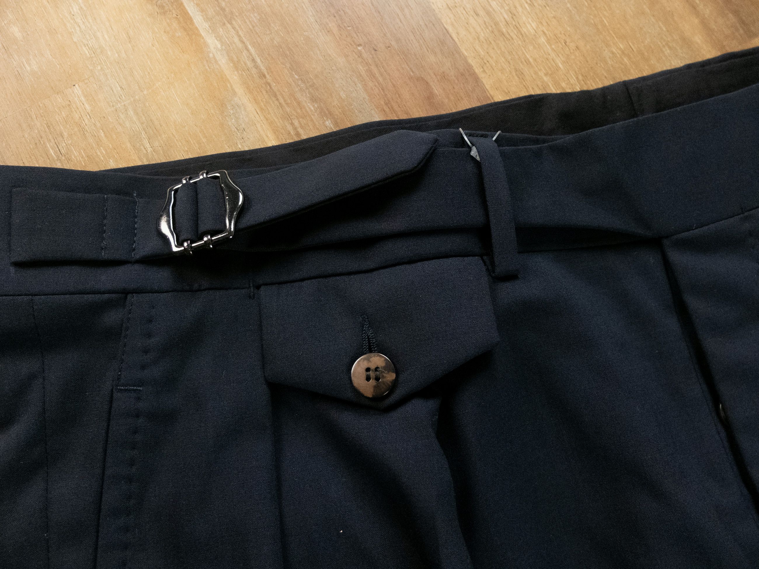 SARTORIO SARTORIO navy blue pleated wool dress pants 38 Italy Size US 38 / EU 54 - 4 Thumbnail
