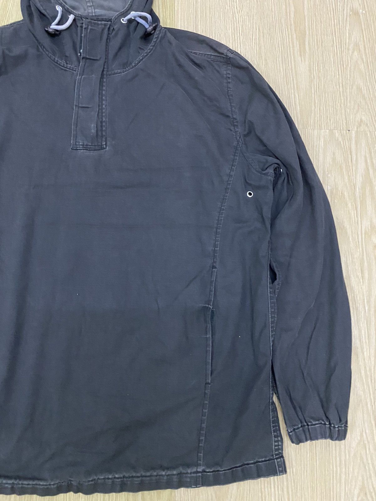 Calvin Klein Vintage Calvin Klein Italy pullover anorak jacket Size US L / EU 52-54 / 3 - 3 Thumbnail