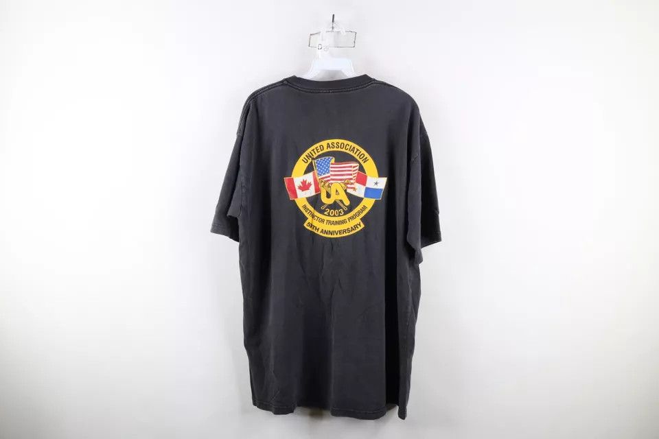 Vintage Vintage Y2K 2003 Pipefitters Short Sleeve T-Shirt Black USA Size US XL / EU 56 / 4 - 7 Thumbnail