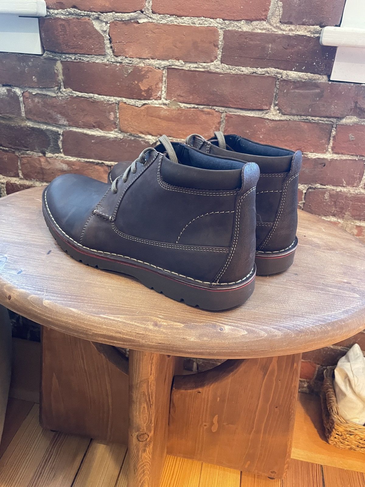 Clarks Clarks Vargo Mid Size US 14 / EU 47 - 2 Thumbnail