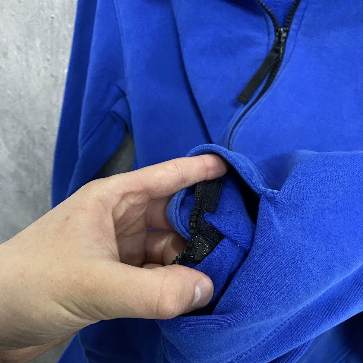 Stone Island 00s Vintage Stone Island Zip Hoodie Full Zip Blue Size US L / EU 52-54 / 3 - 12 Thumbnail