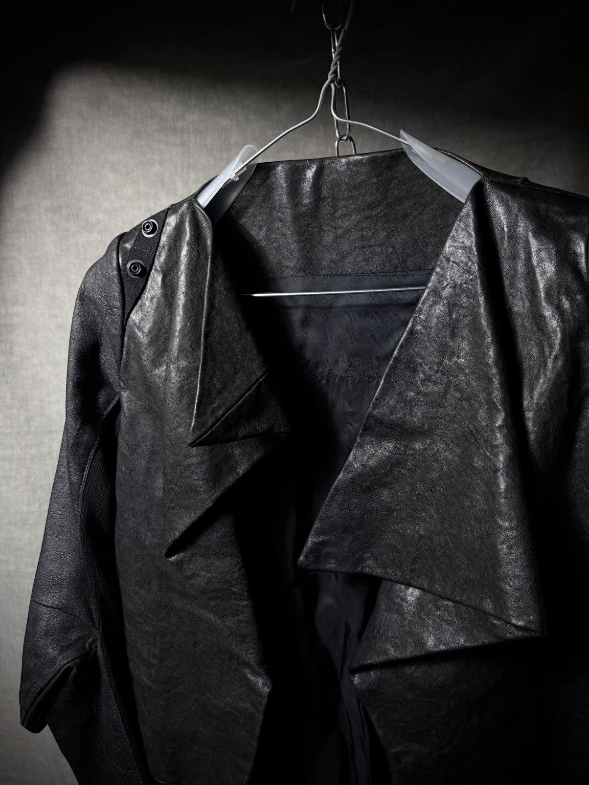 Rick Owens Rick Owens 2009 FW "CRUST" Draped Leather Coat Size S / US 4 / IT 40 - 6 Thumbnail