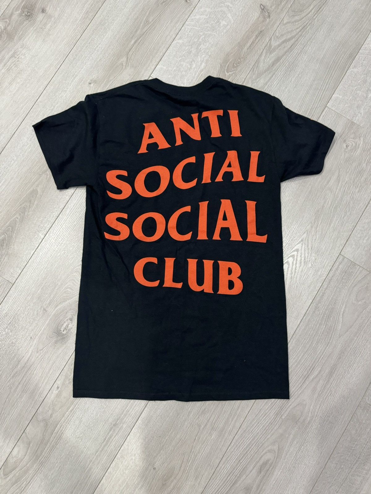 ANTI SOCIAL SOCIAL CLUB X UNDEFEATED PARANOID TEE