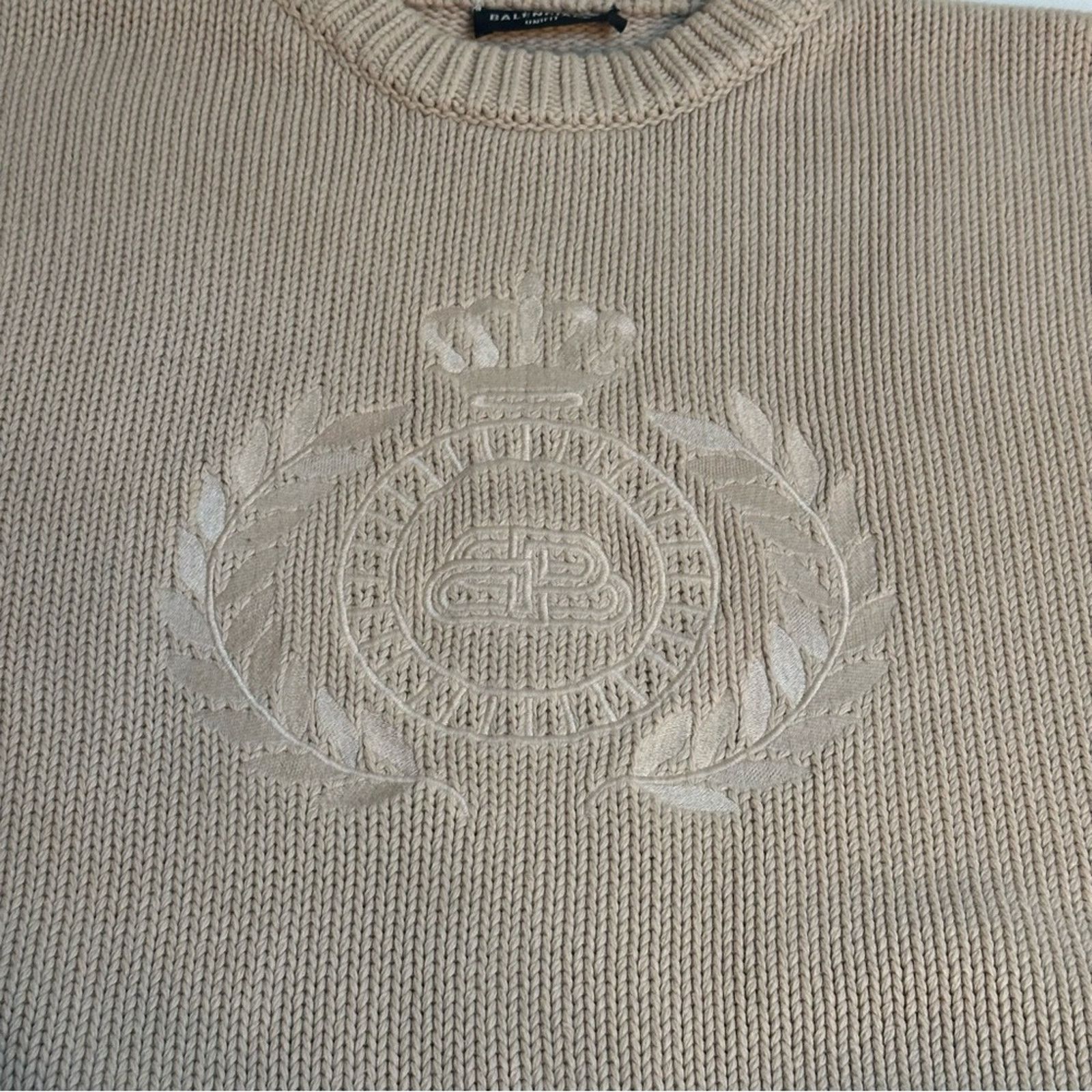 Balenciaga '21 Embroidered BB Crest Beige Cotton Jumper size Unifit M Size US M / EU 48-50 / 2 - 3 Thumbnail
