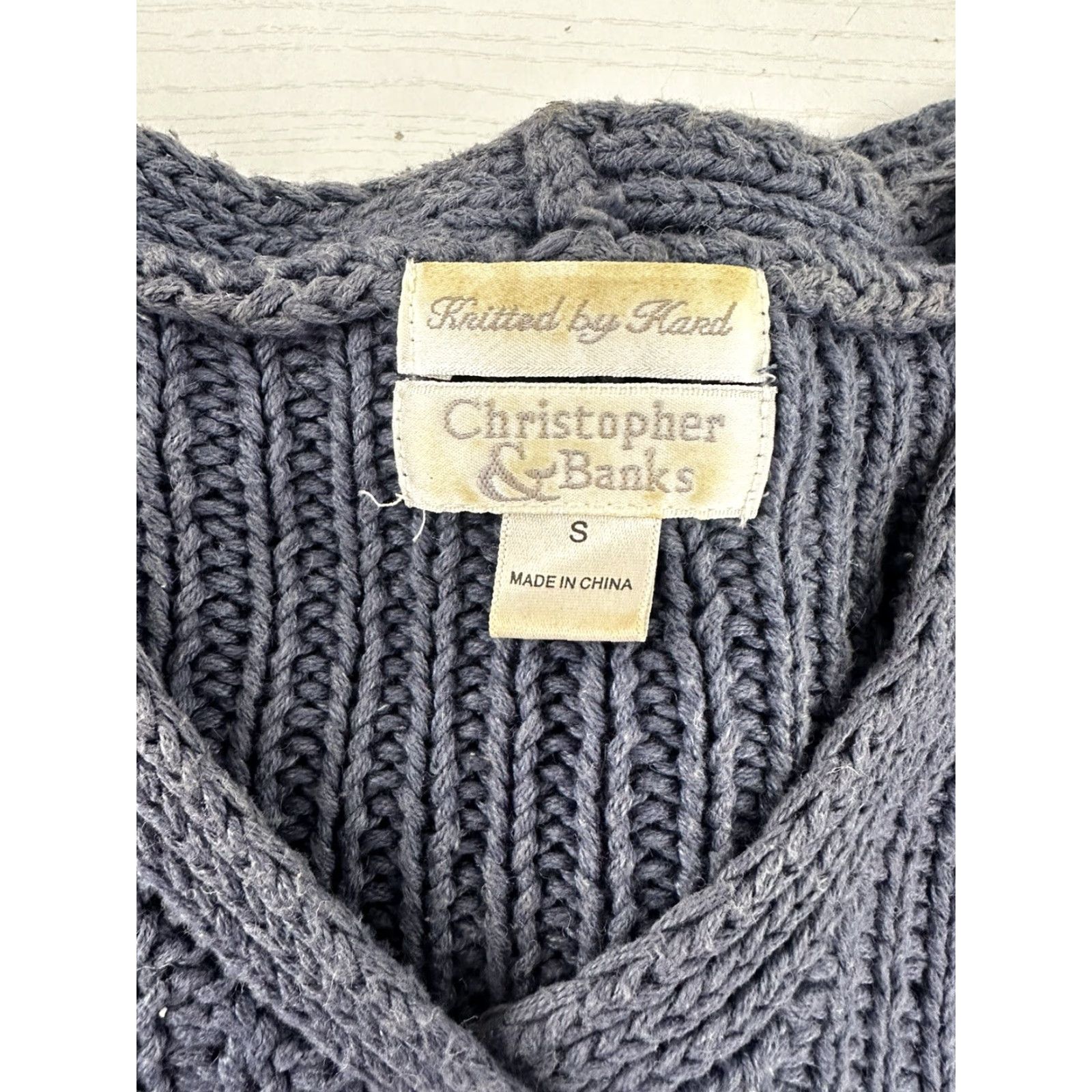 Vintage VINTAGE 90s Hand knit Blue Cotton Boxy Fit Crop Sweater Stars/Strips S Small Women Pullover V-Neck Long Sleeve Knit Size S / US 4 / IT 40 - 3 Thumbnail