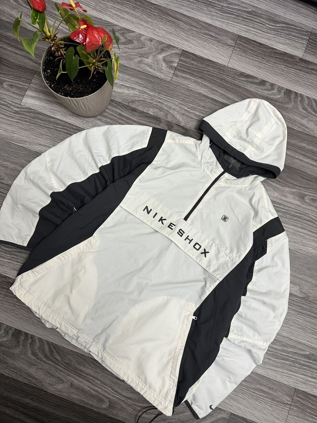 Nike Nike SHOX Tn Vintage 00s Big Logo White Nylon Anorak Size US L / EU 52-54 / 3 - 2 Thumbnail