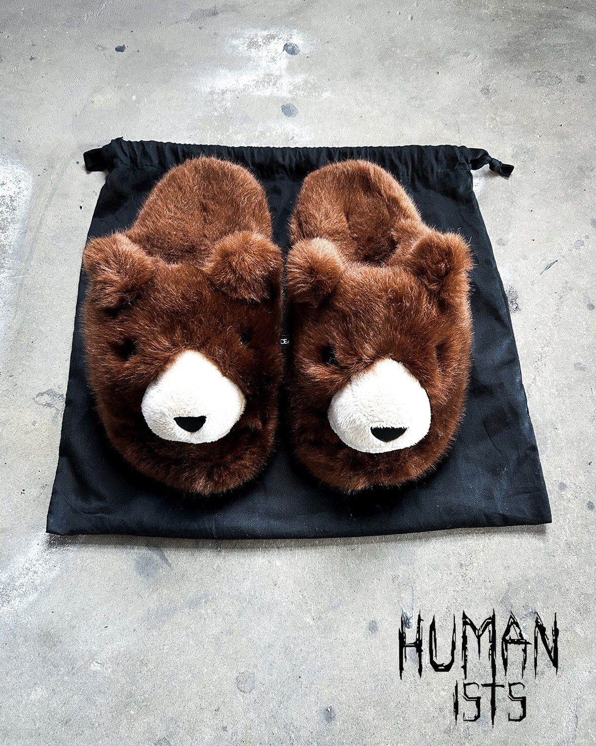 Dolce & Gabbana A/W17 BROWN BEAR SLIDERS Size US 10 / EU 43 - 1 Thumbnail