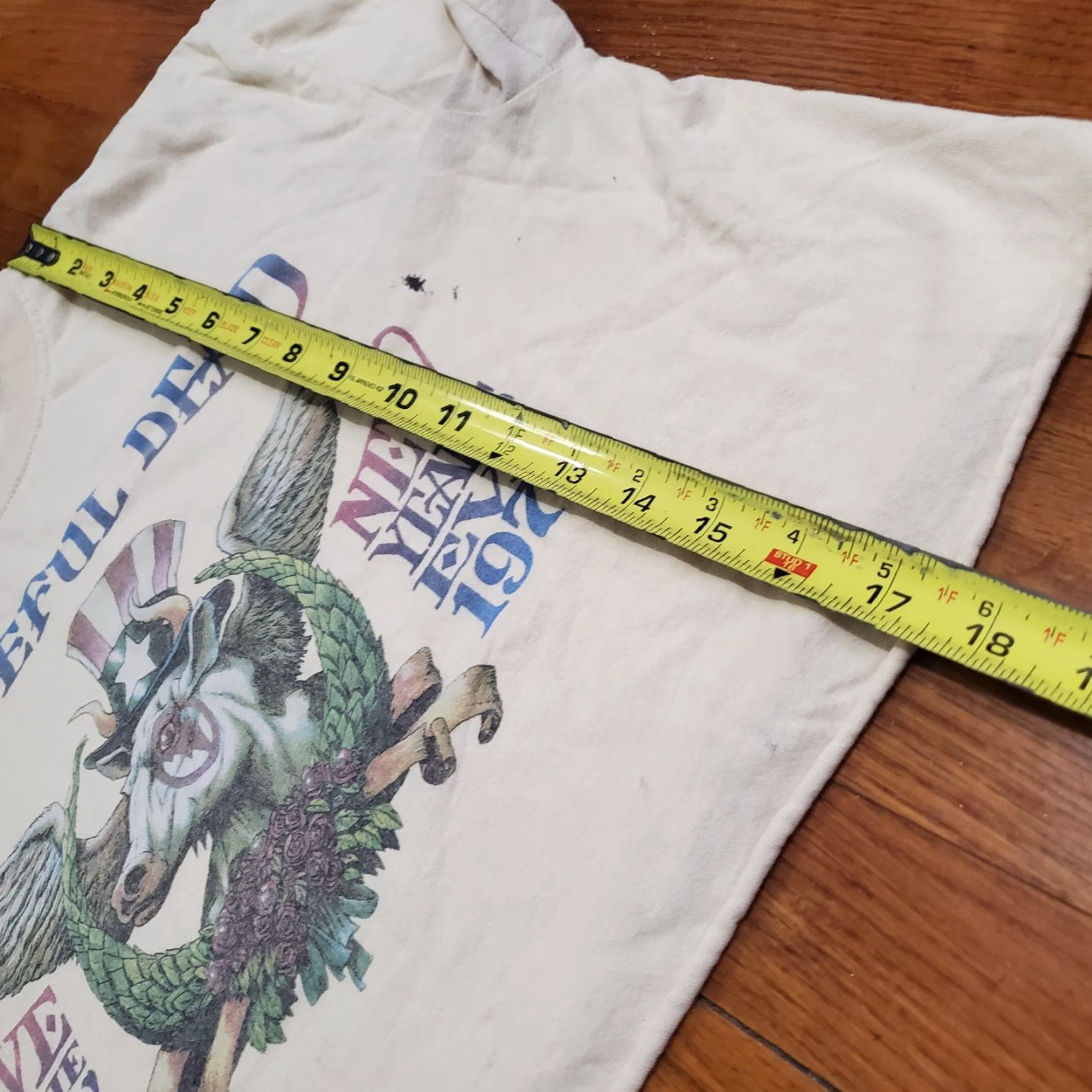 Liquid Blue VINTAGE Grateful Dead Band Shirt Mens Medium White Liquid Blue Cow Palace 2006 Concert Shirt Size US M / EU 48-50 / 2 - 7 Thumbnail