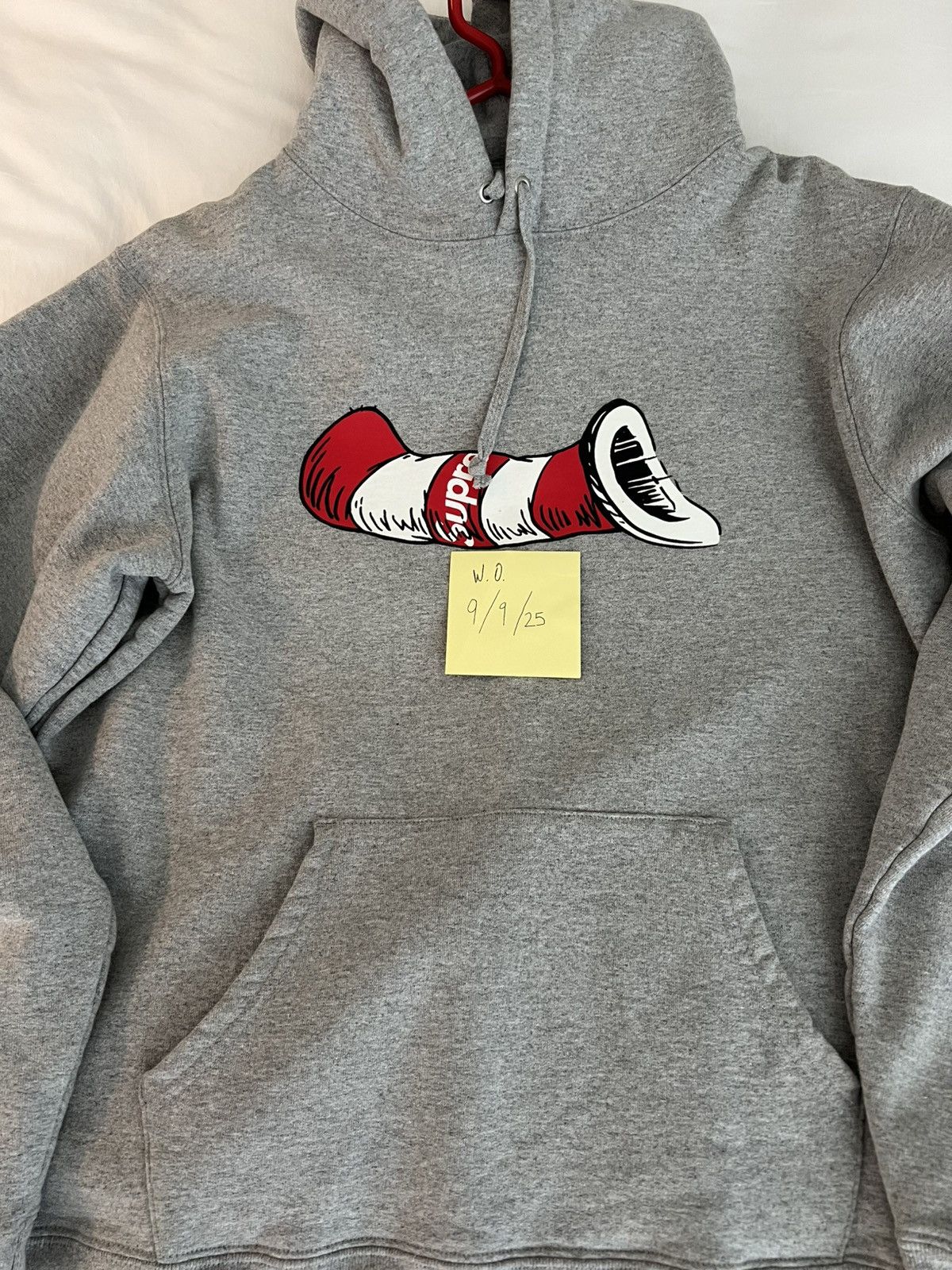 Supreme Supreme cat in the hat hoodie small Size US M / EU 48-50 / 2 - 2 Thumbnail