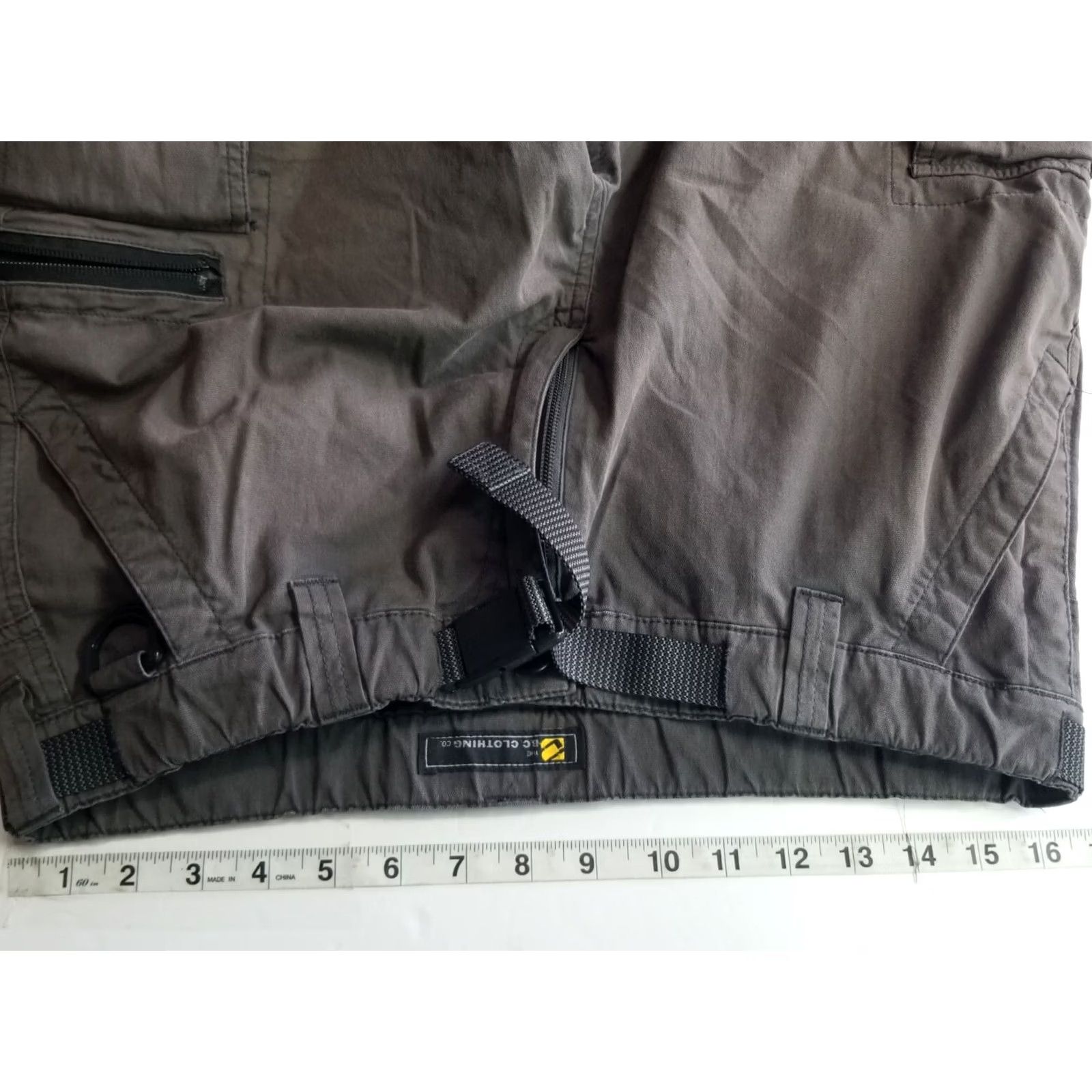 Vintage BC Clothing Mens Shorts Cargo Pocket Gray 32 Regular 8in Inseam Knit Cotton Nylon Lightweight Belted Breathable Zipper Pockets Travel Casual Size US 31 - 3 Thumbnail