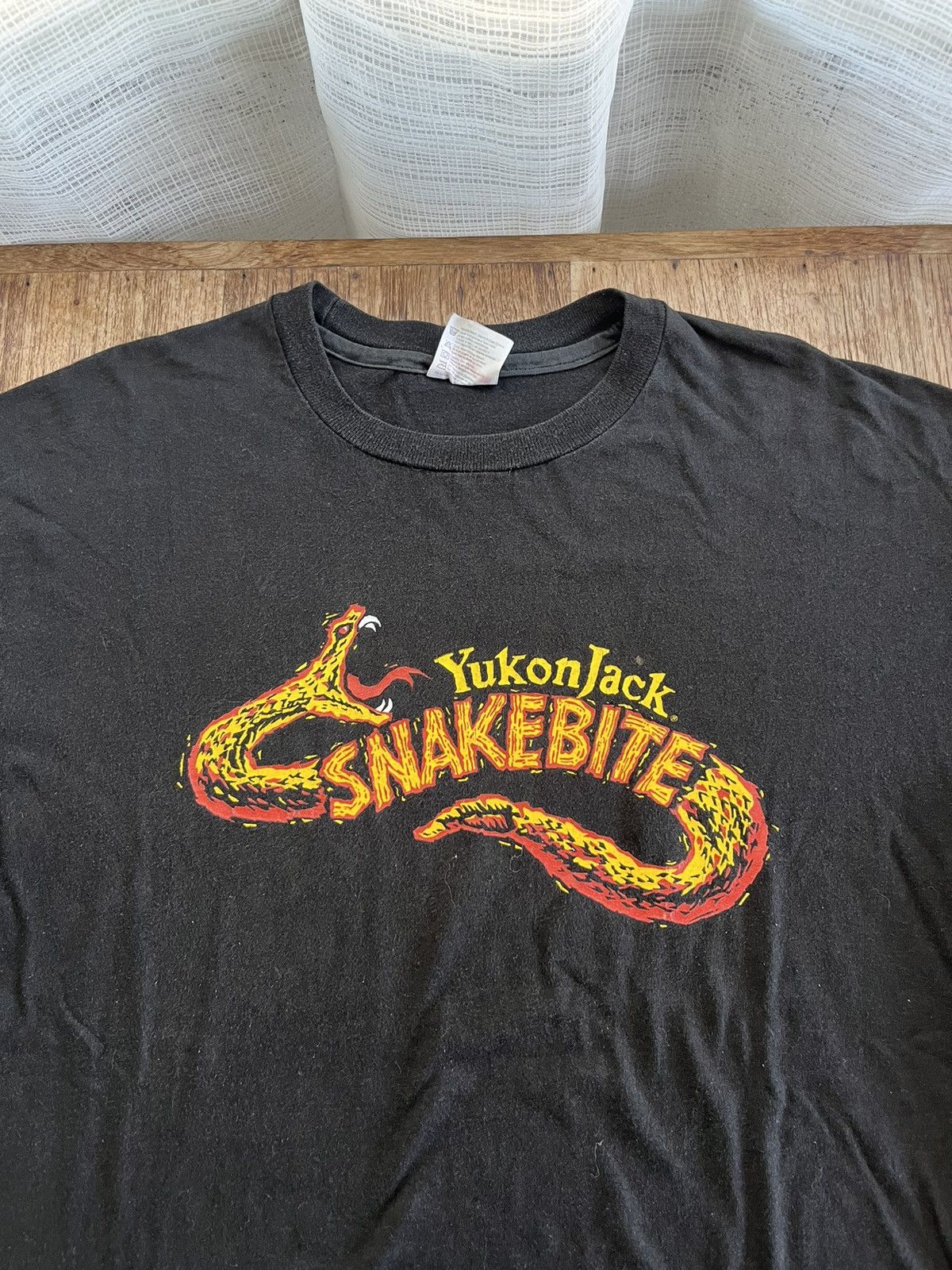 Vintage Vintage YukonJack Snakebite company 90’s T-shirt Size US XL / EU 56 / 4 - 3 Thumbnail