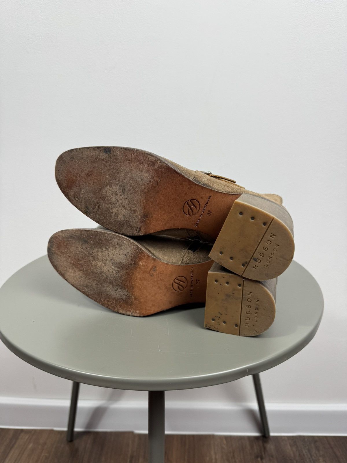 Hudson Hudson London Beige Suede Buckle Heeled Ankle Boots EU 37 Size US 6 / IT 36 - 12 Thumbnail