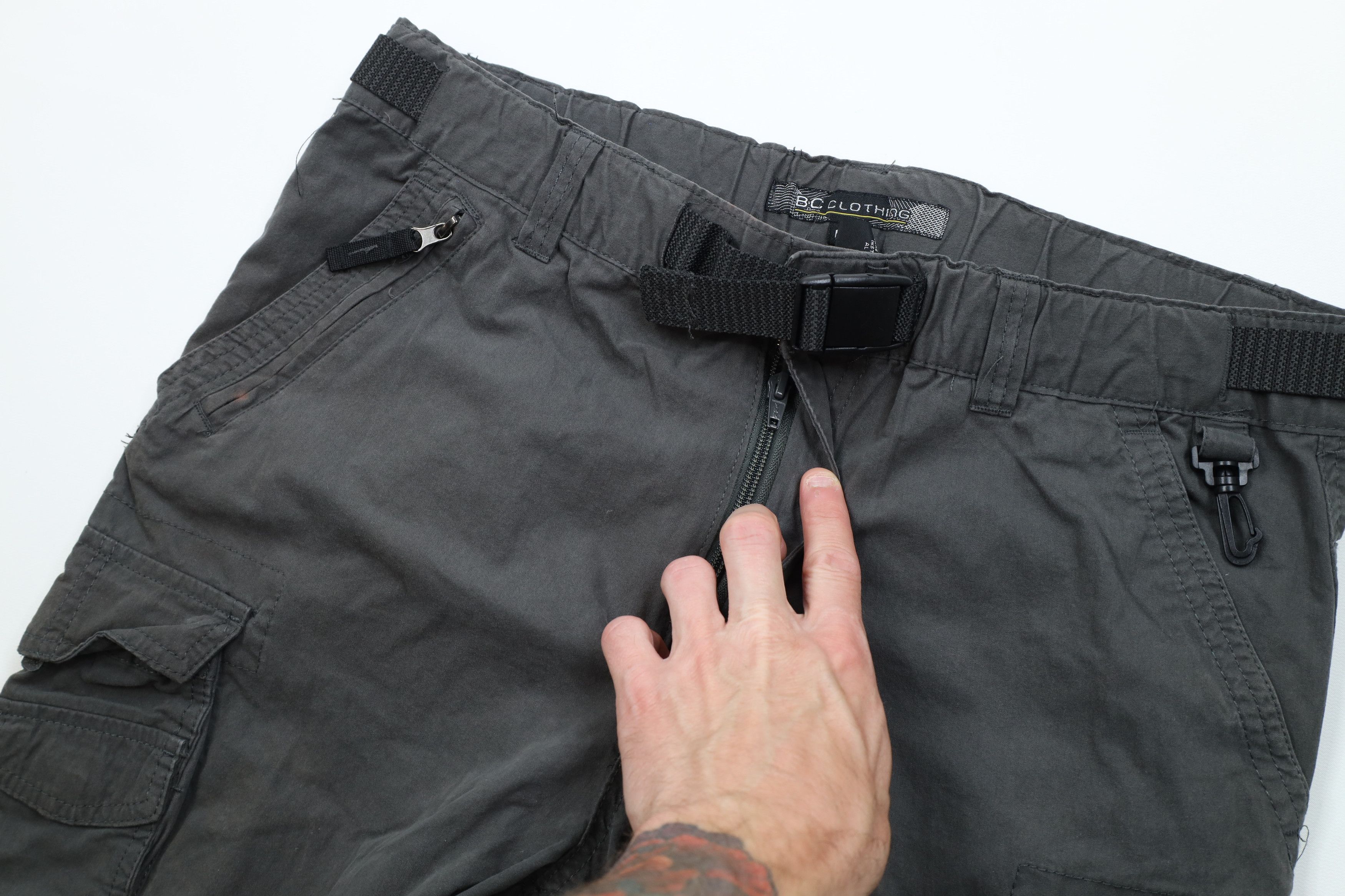 Vintage Vintage 90s Y2K Streetwear Trekking Cargo Pants Shorts Size US 32 / EU 48 - 7 Thumbnail