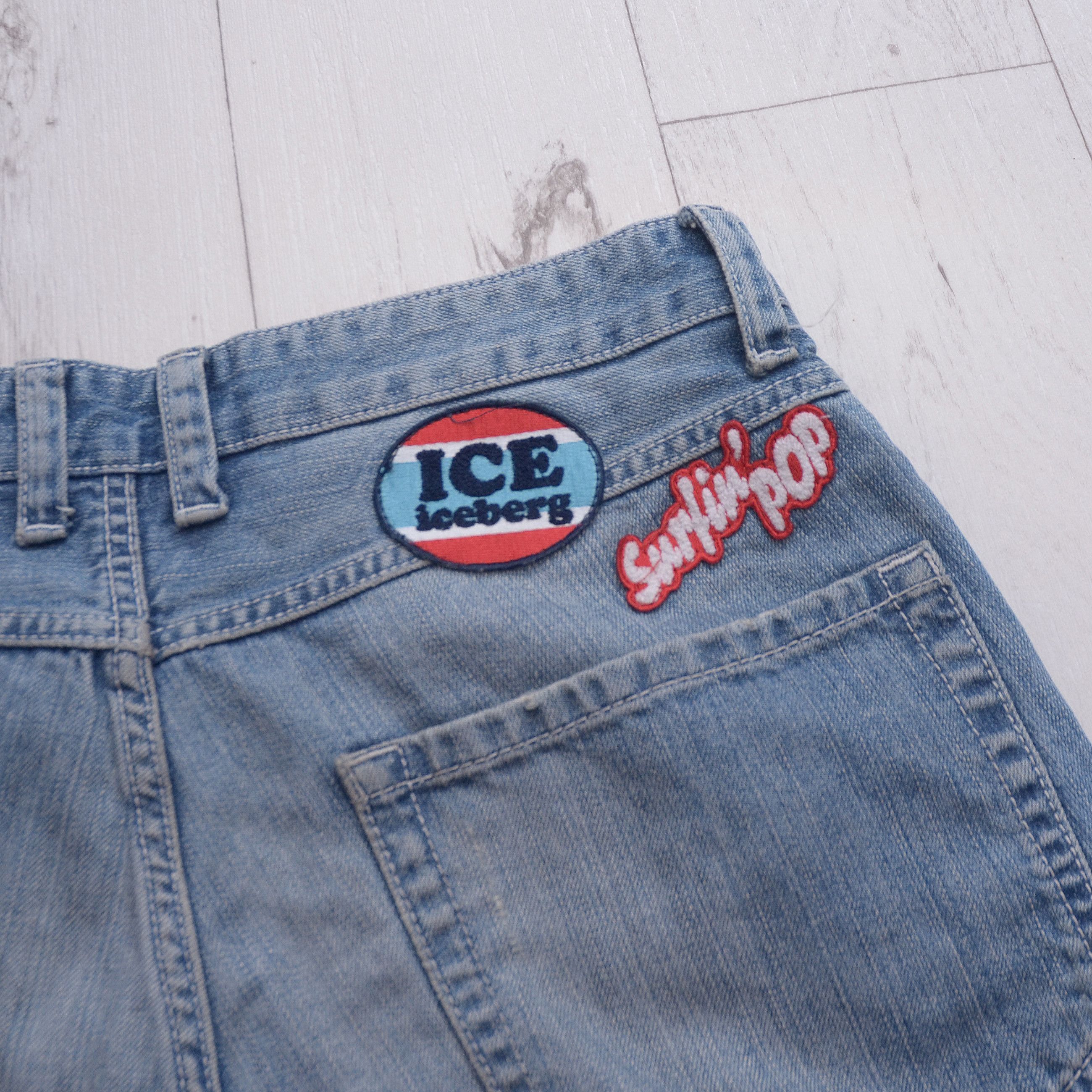 Iceberg Vintage Iceberg Jean Shorts Jorts Surfin POP Patch Logo Size US 33 - 7 Thumbnail