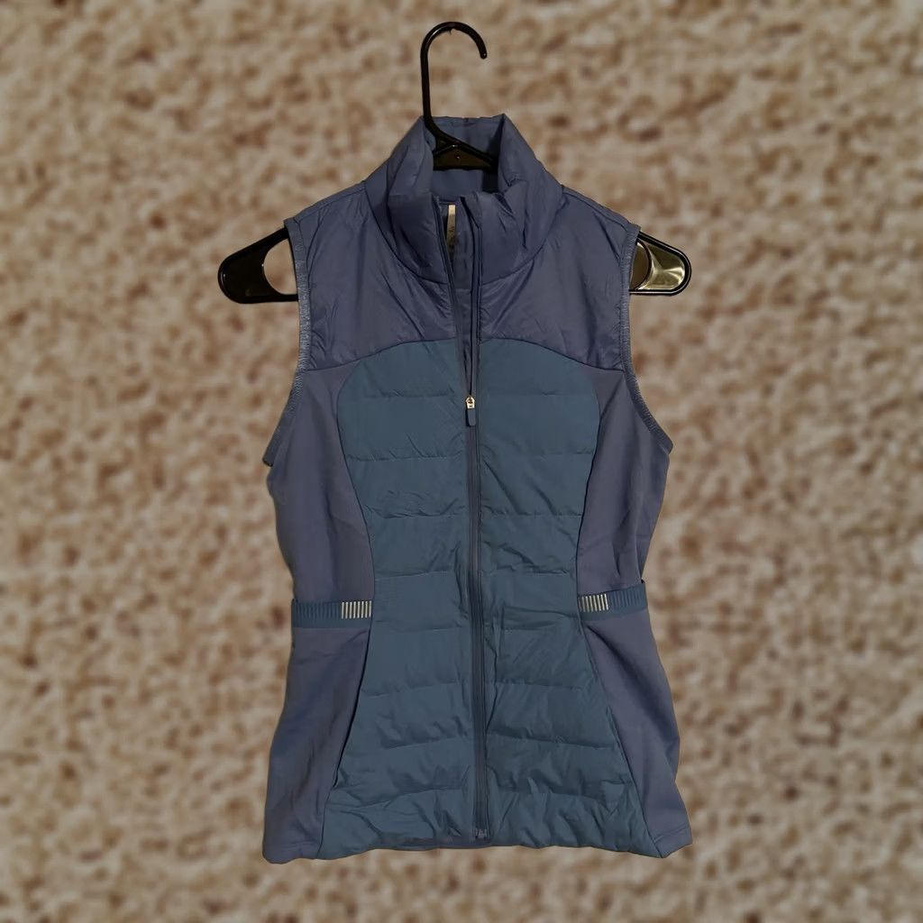 Lululemon Lululemon Down For It All Vest Bluebell Jacket Goose Down Fill - Women's 4 Vest Mens? No Size S / US 4 / IT 40 - 1 Thumbnail