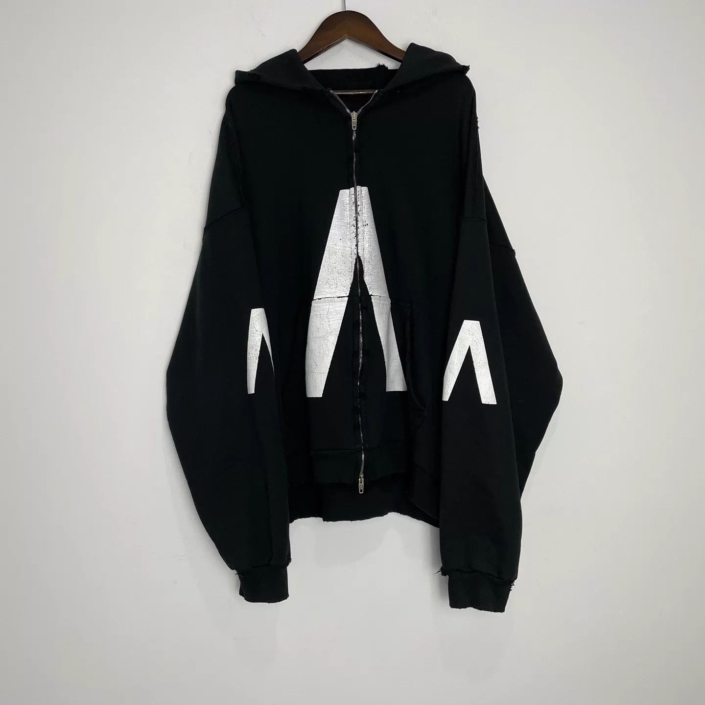 Balenciaga Balenciaga Archive Music Sweatshirt Size L Size L / US 10 / IT 46 - 1 Thumbnail