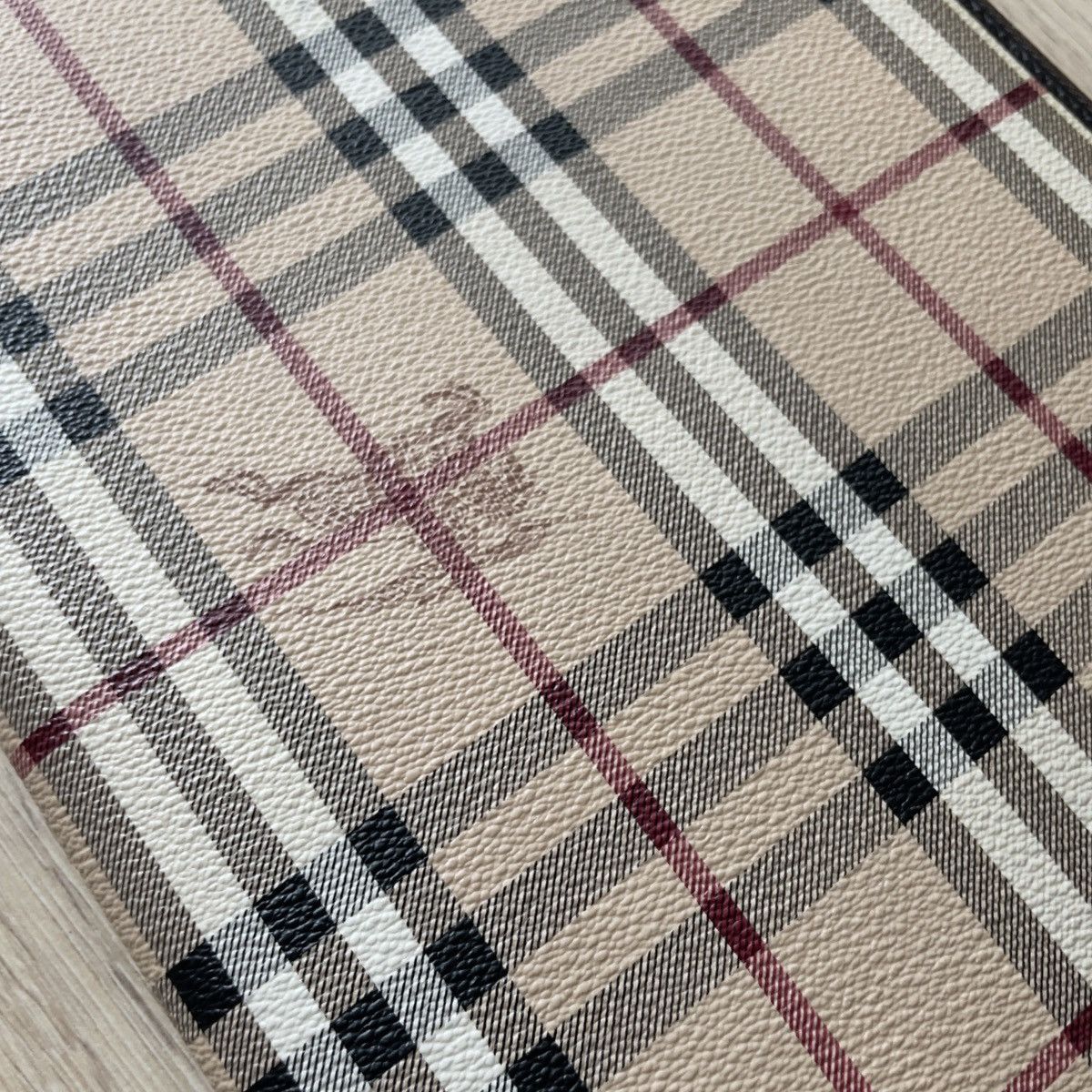 Burberry Burberry iPad Case Haymarket Check Size ONE SIZE - 3 Thumbnail