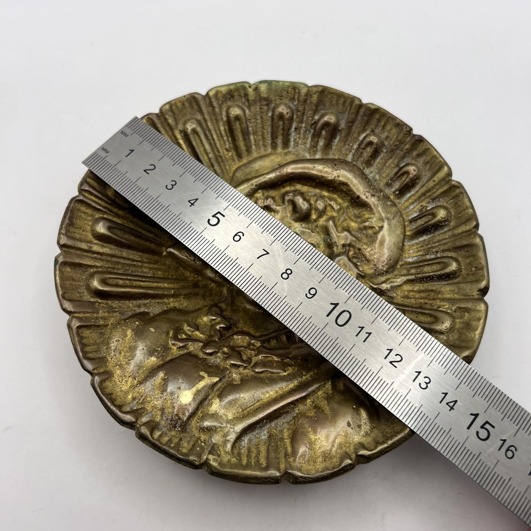 Vintage Heavy Vintage Cast Gilt Bronze Table Ashtray Plate Lady Girl Size ONE SIZE - 2 Thumbnail