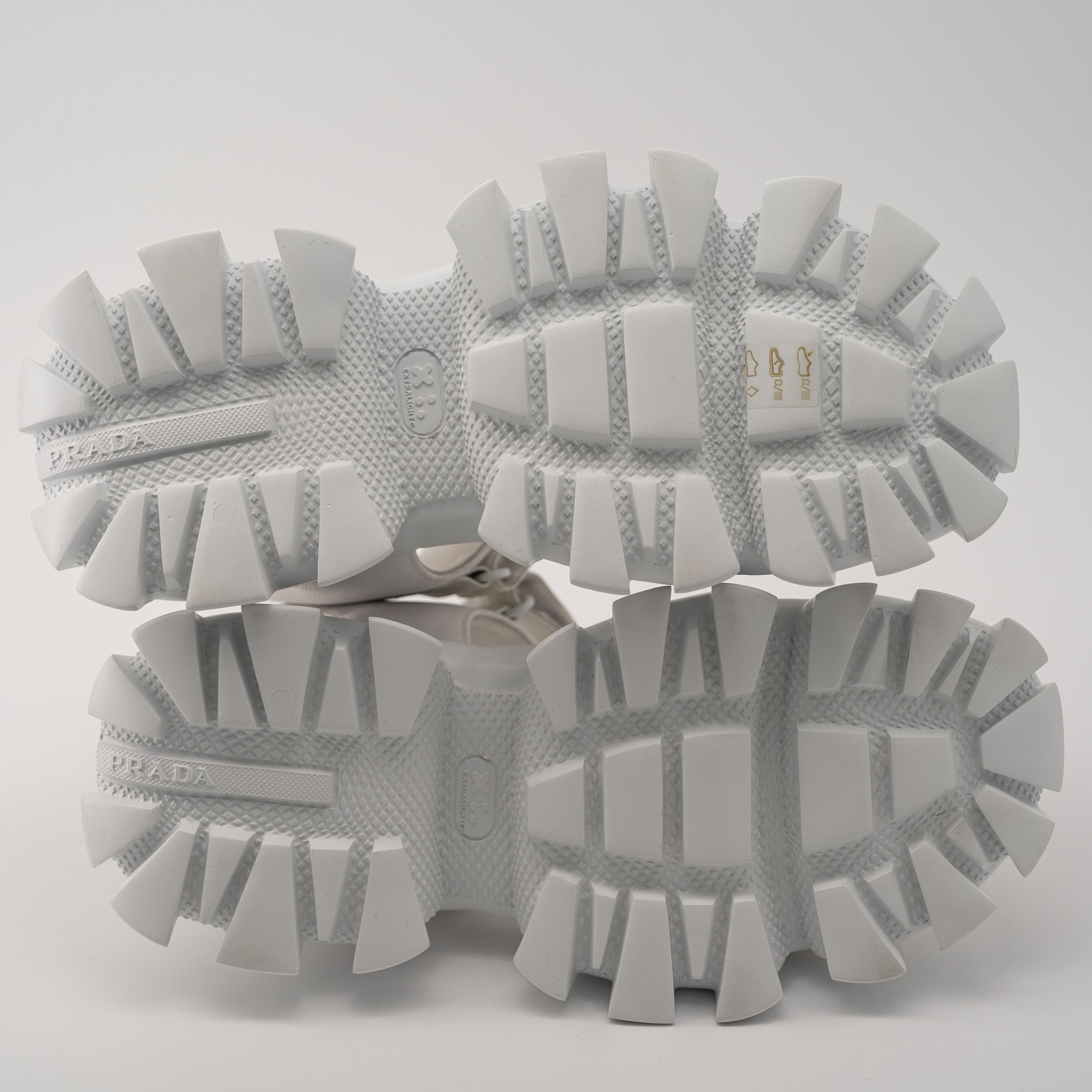 Prada 8 / 9us Prada Cloudbust Thunder Sandal White Re-Nylon Size US 9 / EU 42 - 6 Thumbnail