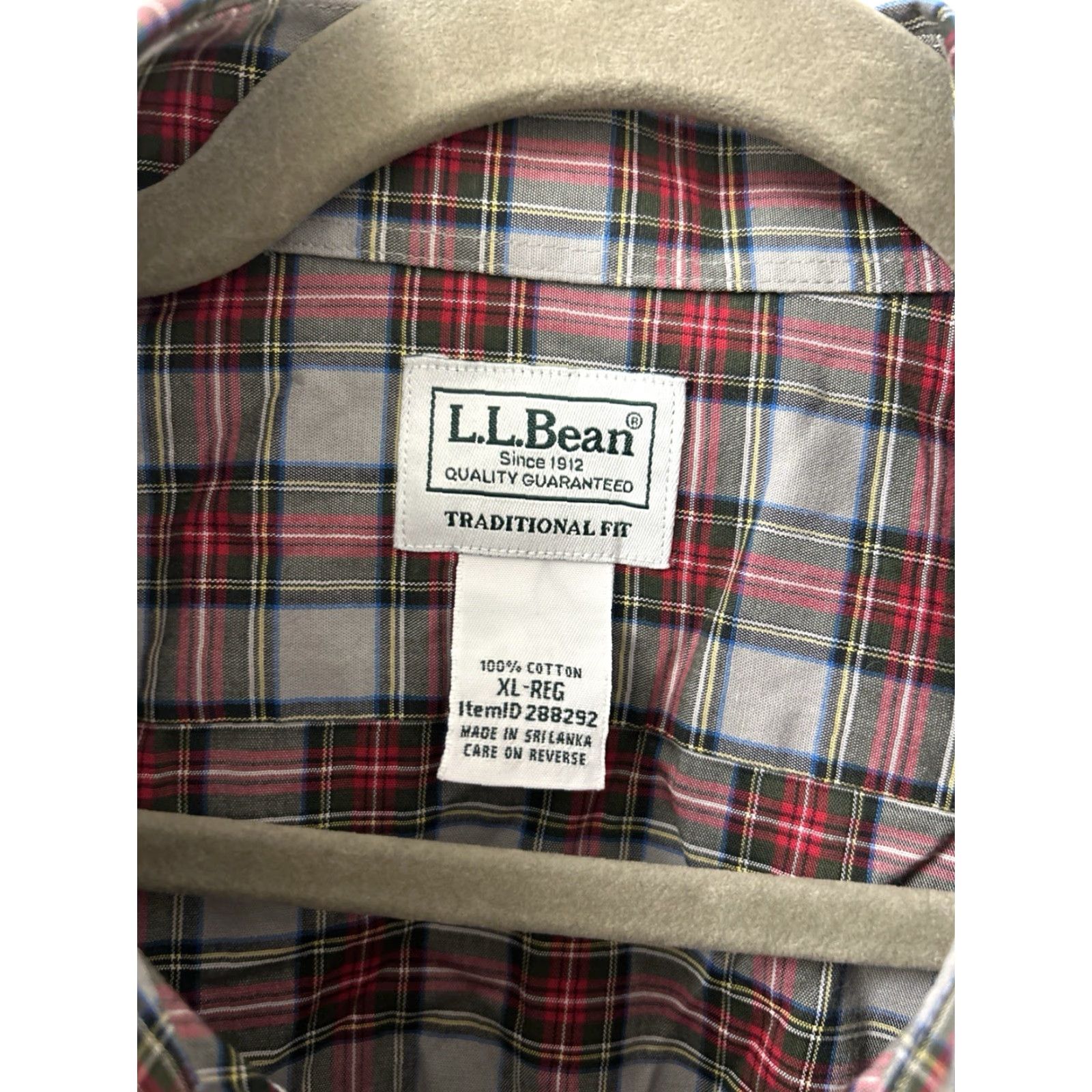 Vintage LL Bean Kennebunk Plaid Sport Shirt Mens XL Gray Red 100% Cotton Long Sleeve Button-Up with Pocket Vintage? No Size US XL / EU 56 / 4 - 5 Thumbnail