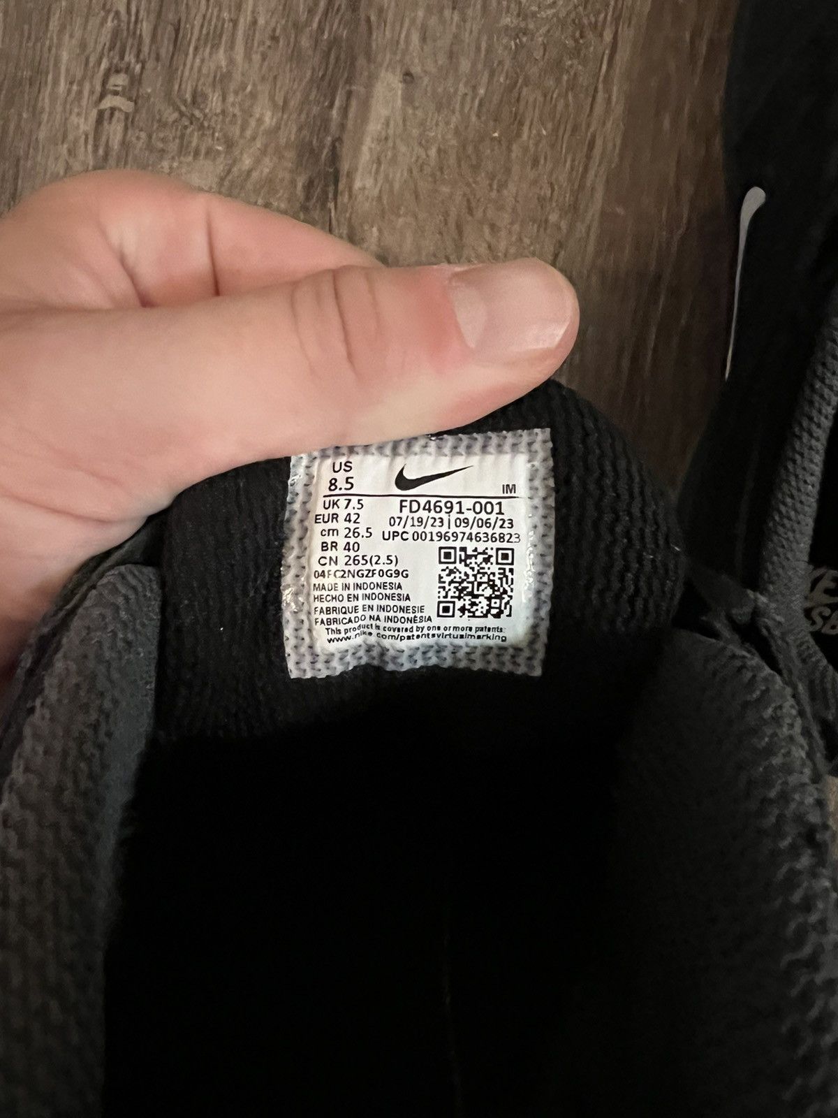 Nike Nike SB Black Vertebrae Size 8.5 Size US 8.5 / EU 41-42 - 5 Thumbnail