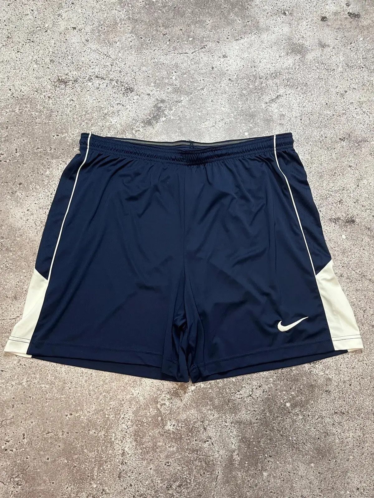 Nike NIKE VINTAGE BLUE DRI FIT SHORTS Size US 37 - 1 Thumbnail