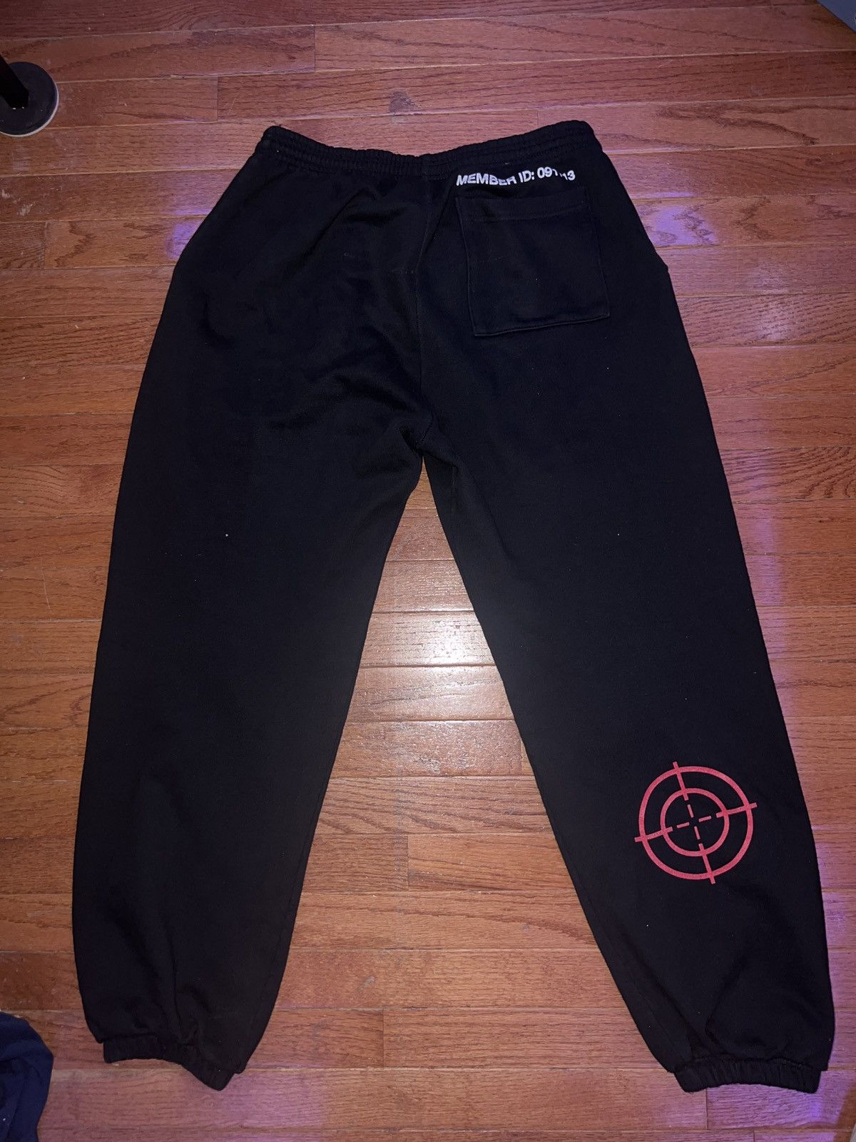 Menace sweatpants