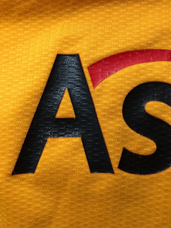 Castore Match Worn Wolverhampton Wanderers home jersey 2022/2023 Size US M / EU 48-50 / 2 - 12 Thumbnail