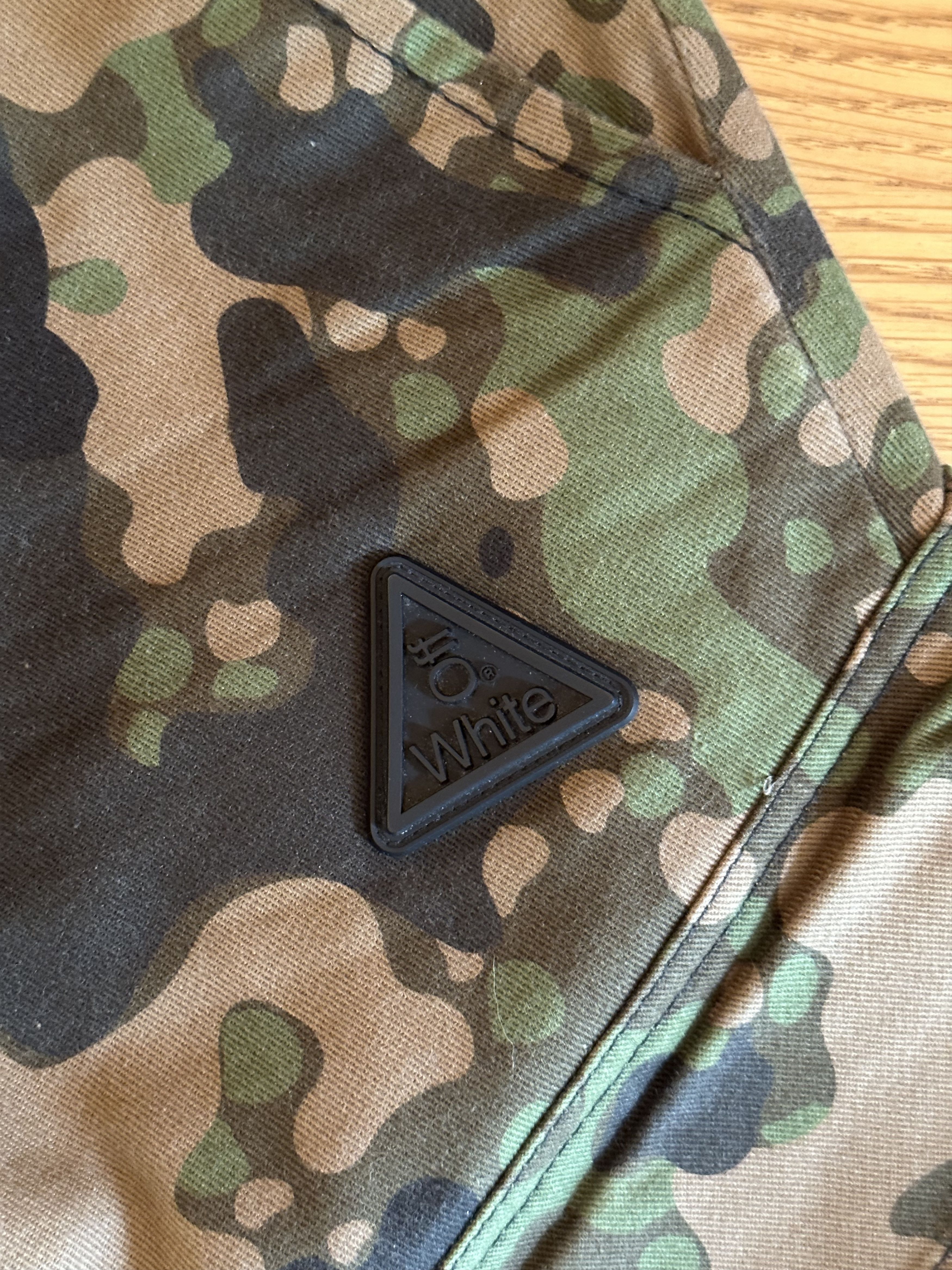Off-White OFF-WHITE Slim Fit Camouflage Print Cargo Pants Size US 31 - 3 Thumbnail