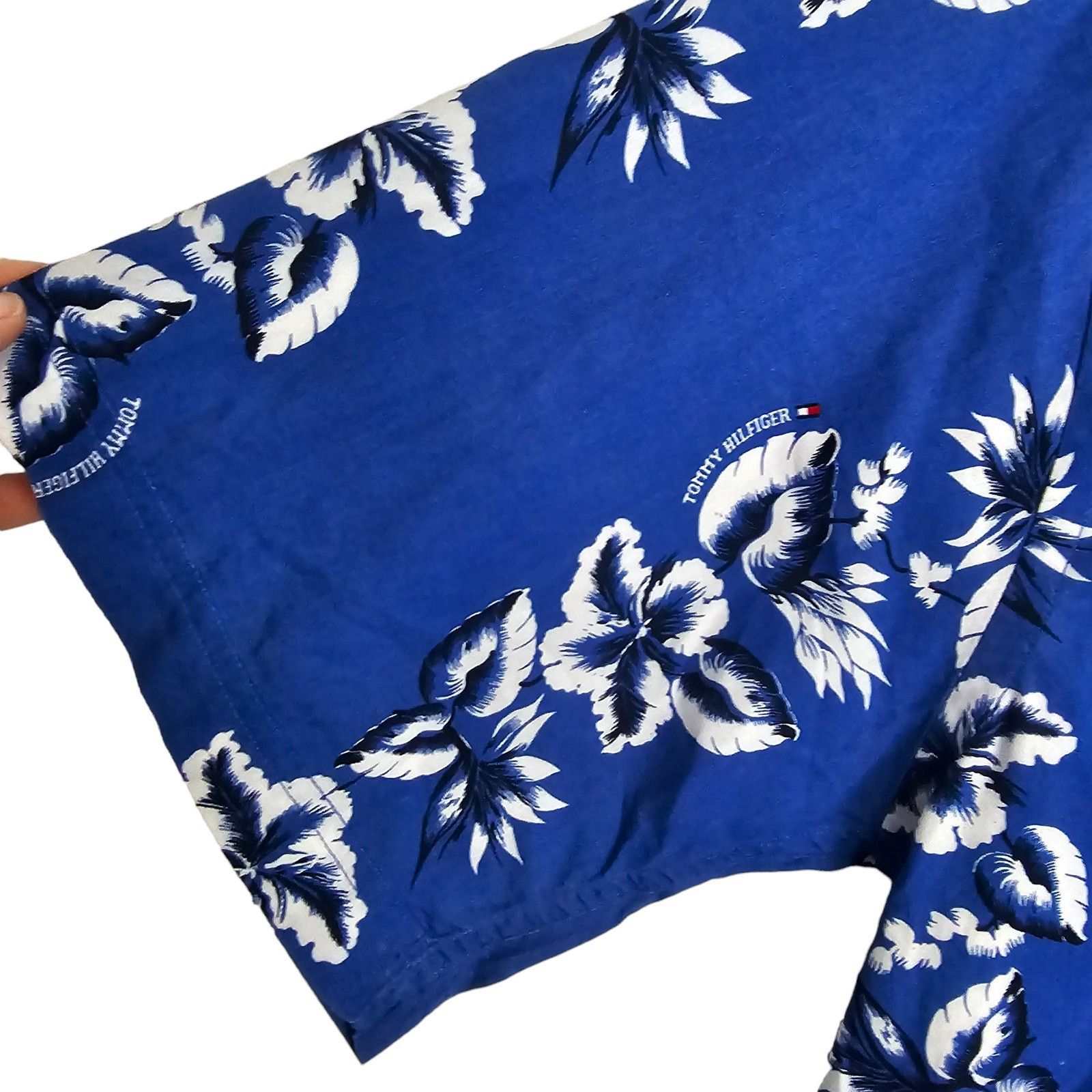 Tommy Hilfiger Tommy Hilfiger Mens Floral Striped Shirt L Resortwear Beach Size US L / EU 52-54 / 3 - 4 Thumbnail