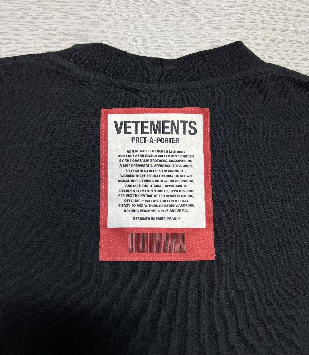 Vetements Vetements - Logo Patch Oversized T-Shirt Size US S / EU 44-46 / 1 - 7 Thumbnail