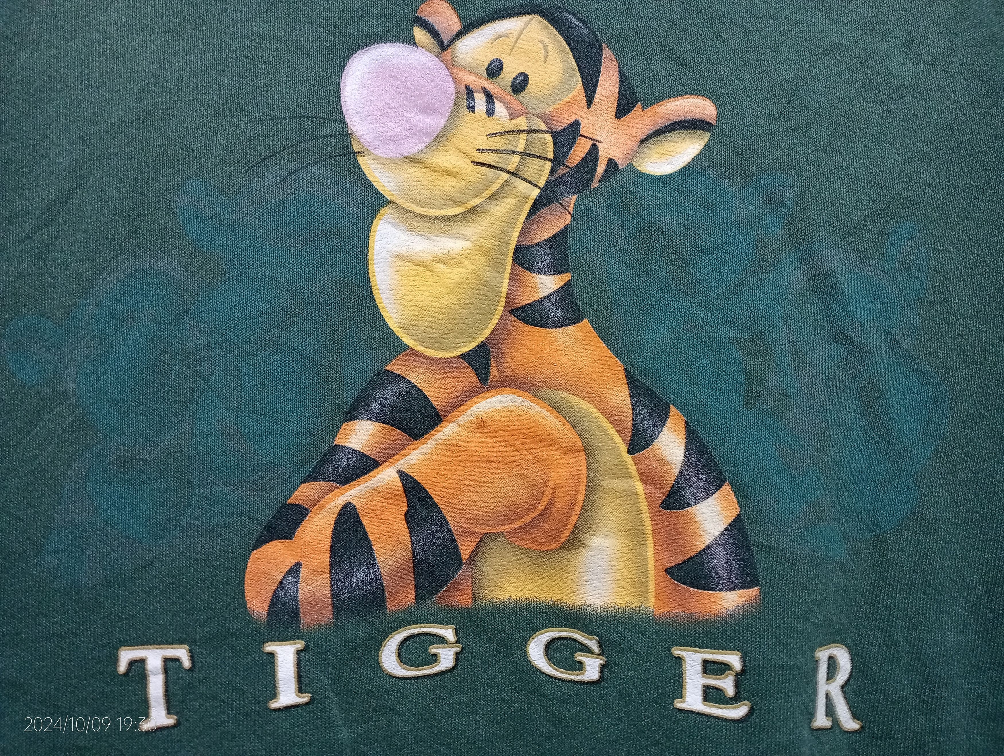 Vintage Vintage '90s The Disney Store Tigger Crewneck Sweatshirt USA Size US M / EU 48-50 / 2 - 3 Thumbnail