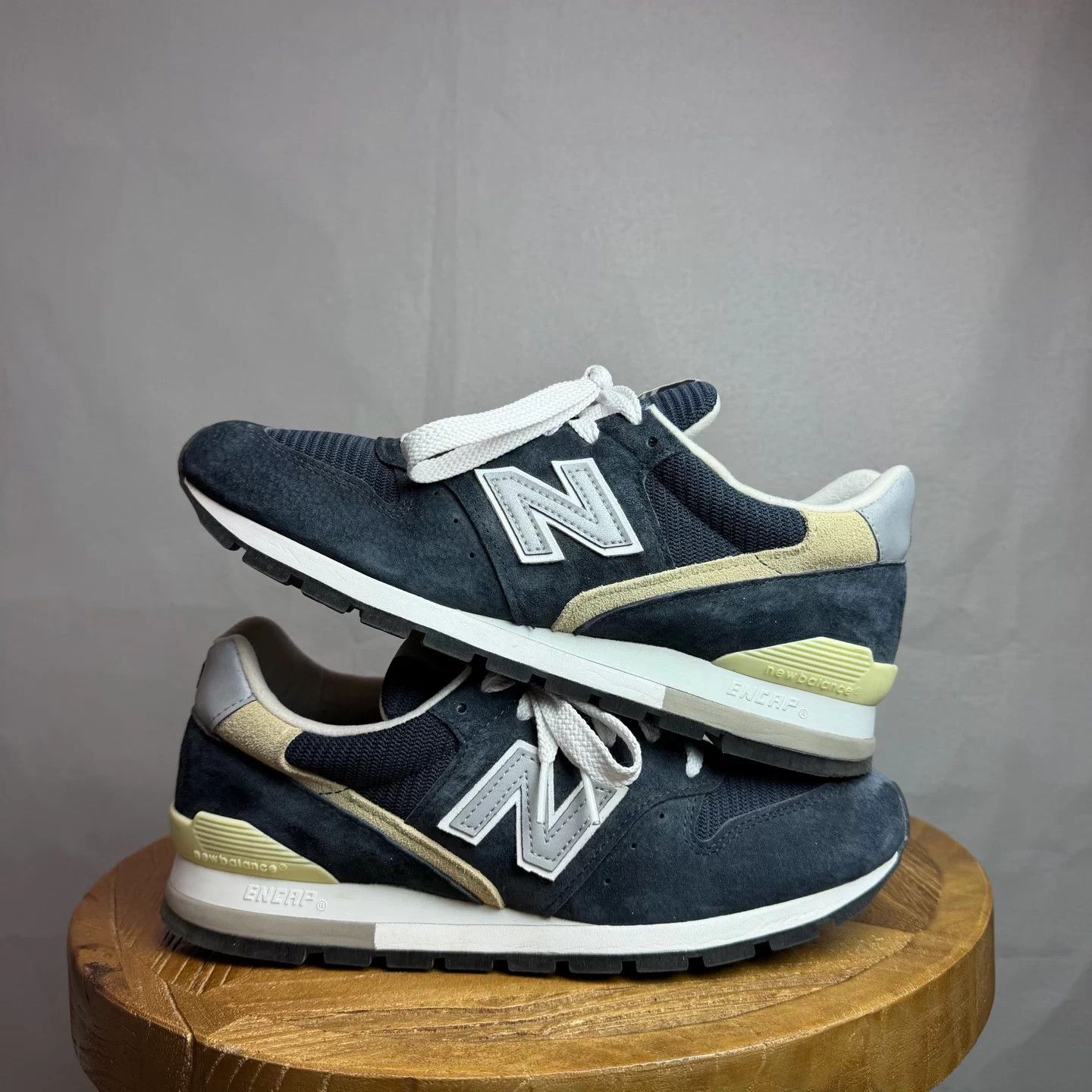 New Balance New Balance 996 Navy 9.5/10 Size US 9 / EU 42 - 3 Thumbnail