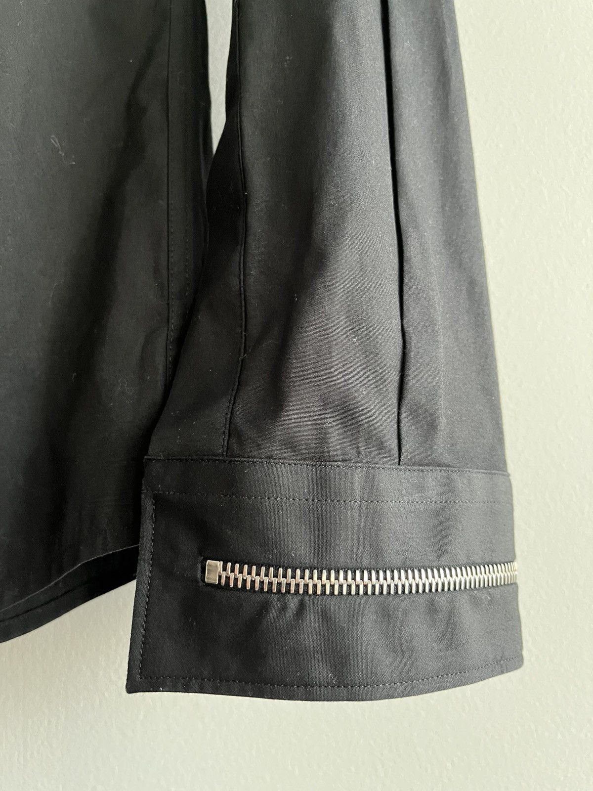 Givenchy $2k Givenchy Super Runway Zipper Shirt Perfect Condition Size US L / EU 52-54 / 3 - 10 Thumbnail