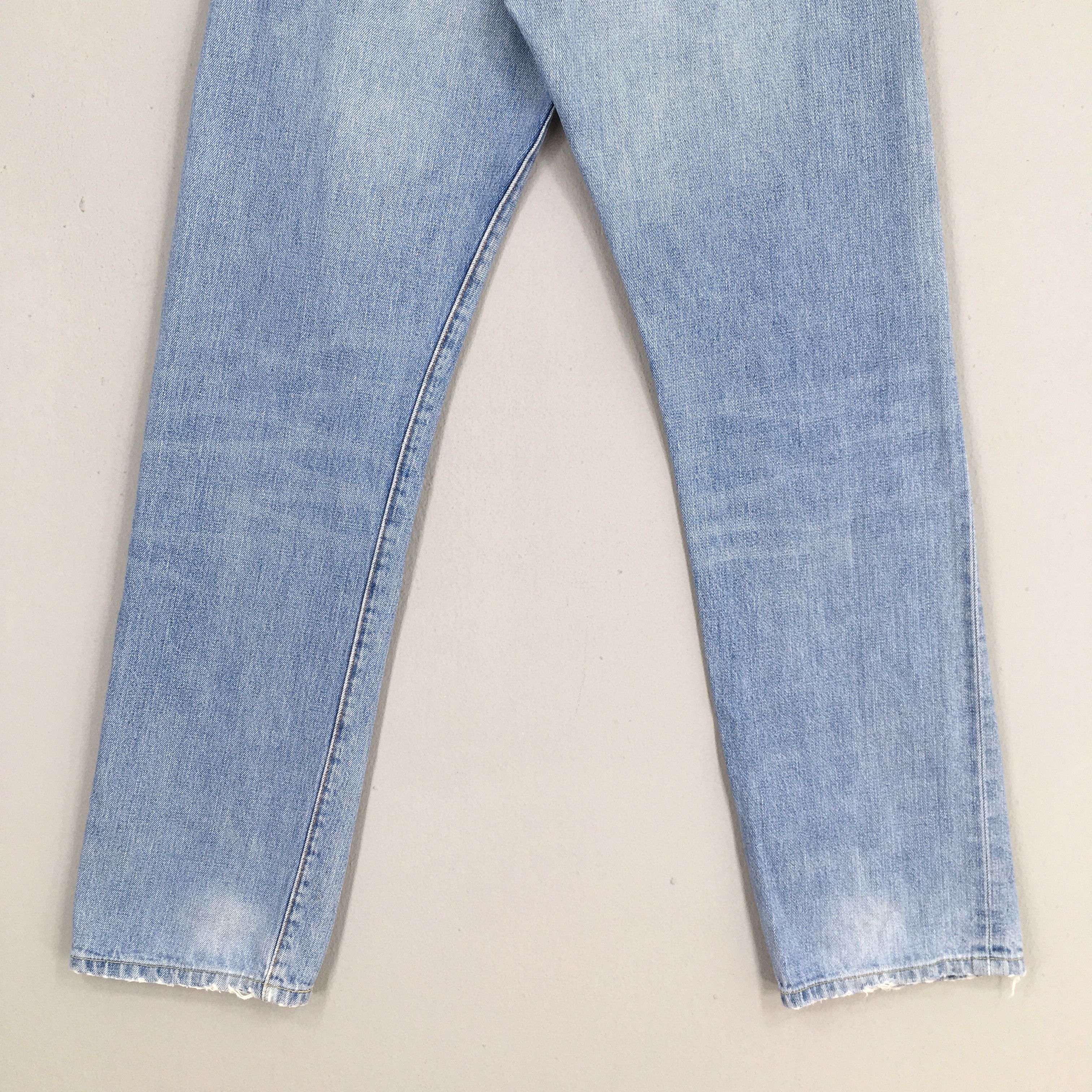 Levi's Size 28x31 Vintage Y2K Levi's 501 Straight Cut Jeans S398 Size US 28 / EU 44 - 9 Thumbnail