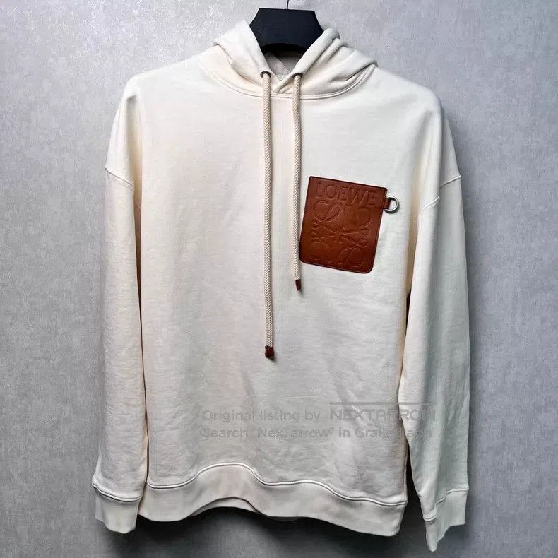 Loewe Loewe Beige Classic Leather Logo Pocket Hoodie Size US S / EU 44-46 / 1 - 1 Thumbnail