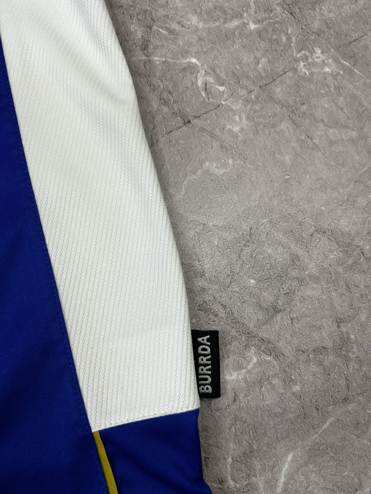 Vintage Burrda Leicester City 11/12 Home Jersey Size US M / EU 48-50 / 2 - 4 Thumbnail