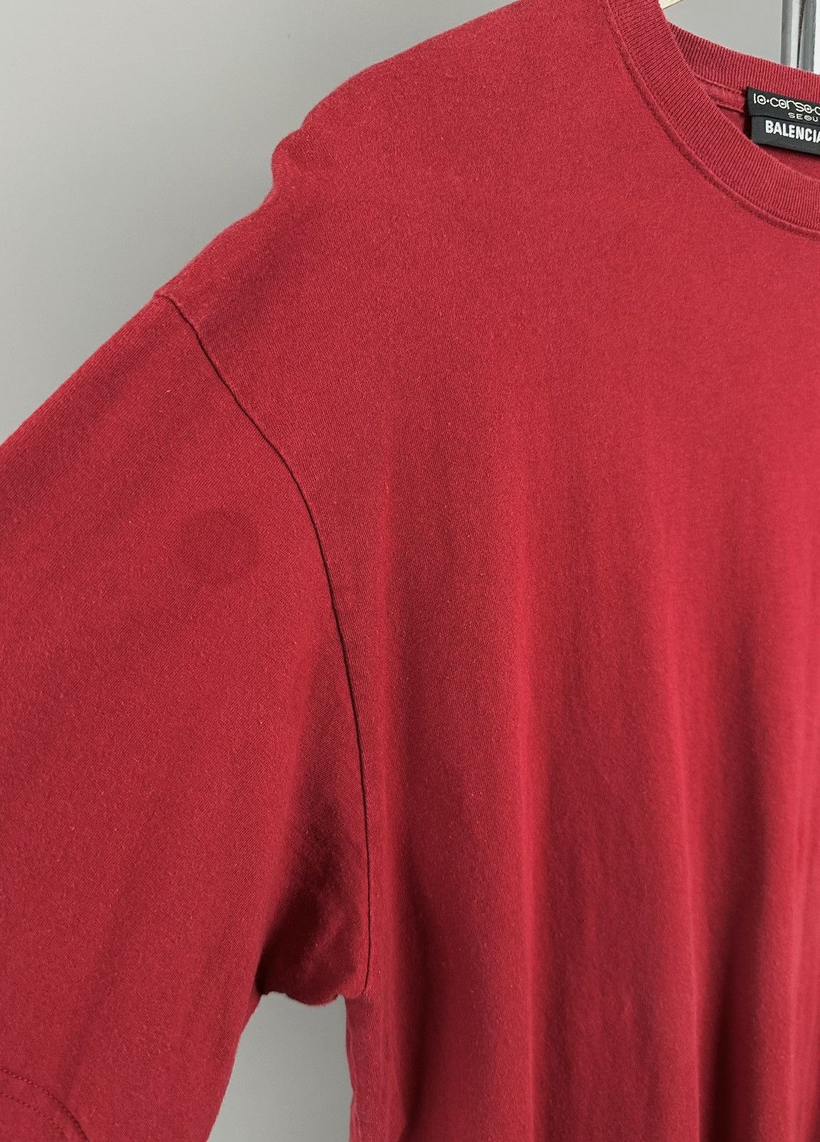 Balenciaga Balenciaga - 2018 Oversized - Small Chest Logo Tee Size US M / EU 48-50 / 2 - 7 Thumbnail