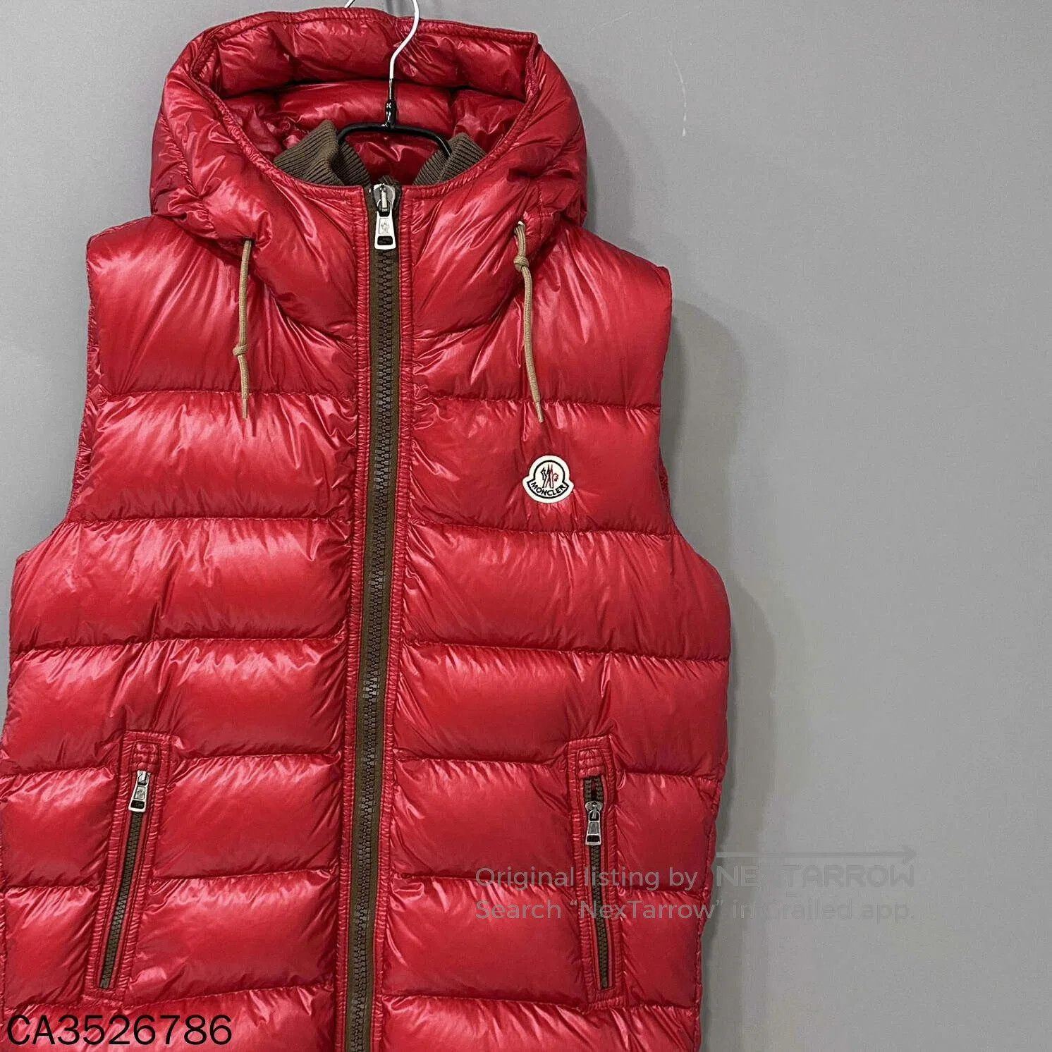 Moncler Red Armband Moncler Down Vest. Size L / US 10 / IT 46 - 1 Thumbnail