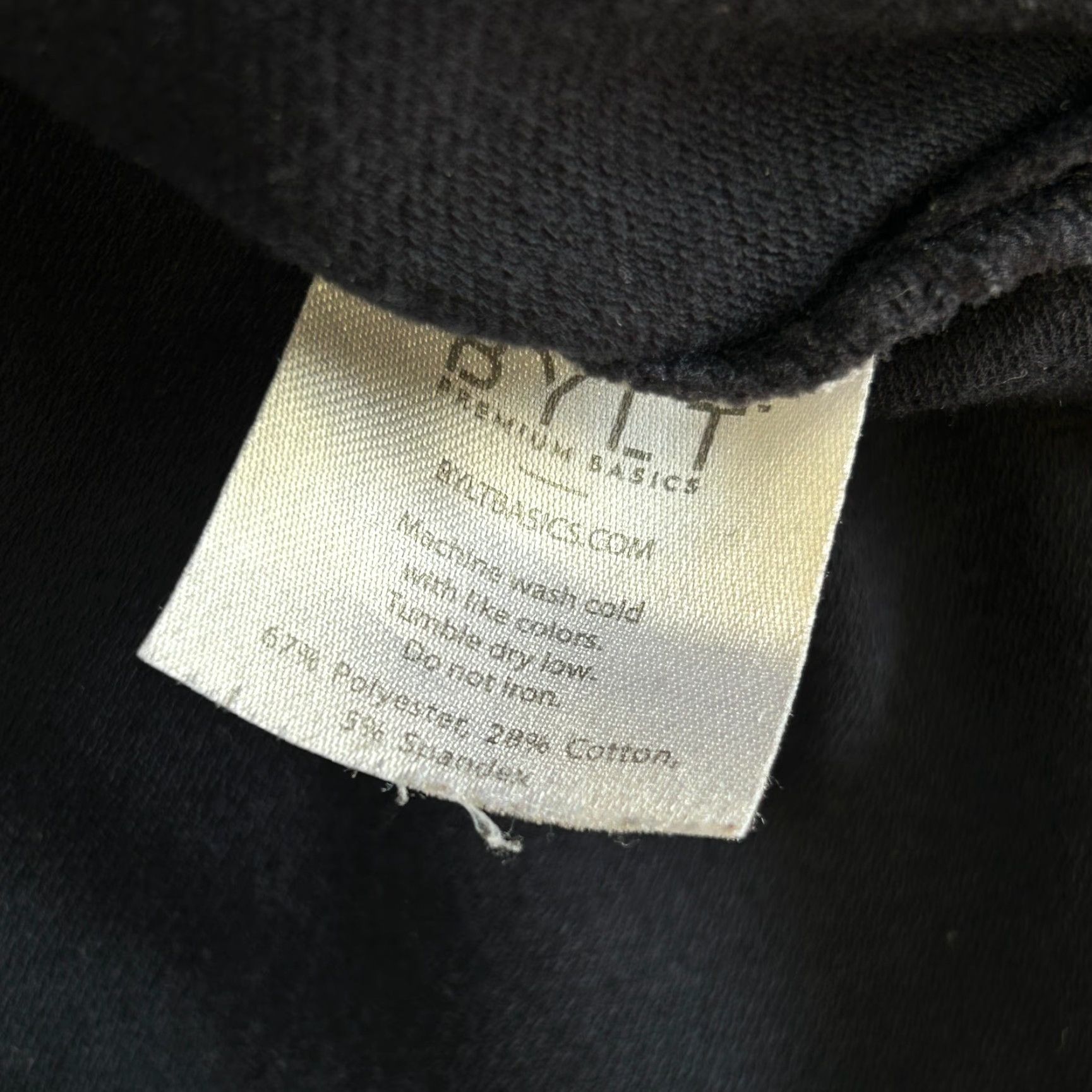 Vintage BYLT T Shirt Basic Crew Navy Blue Mens M Short Sleeve Crew Neck Logo Knit Cotton Blend T-Shirt All Seasons Casual Athletic Streetwear Sportswear Size US M / EU 48-50 / 2 - 6 Thumbnail