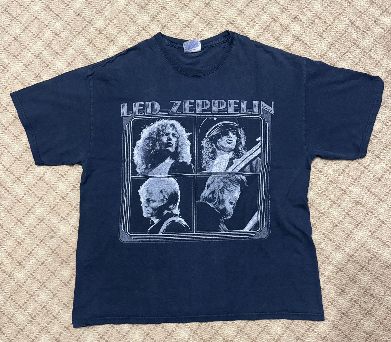 Hanes Led Zeppelin 1973 Tour (Licensed 2008) – Hanes Heavyweight L Size US S / EU 44-46 / 1 - 1 Thumbnail